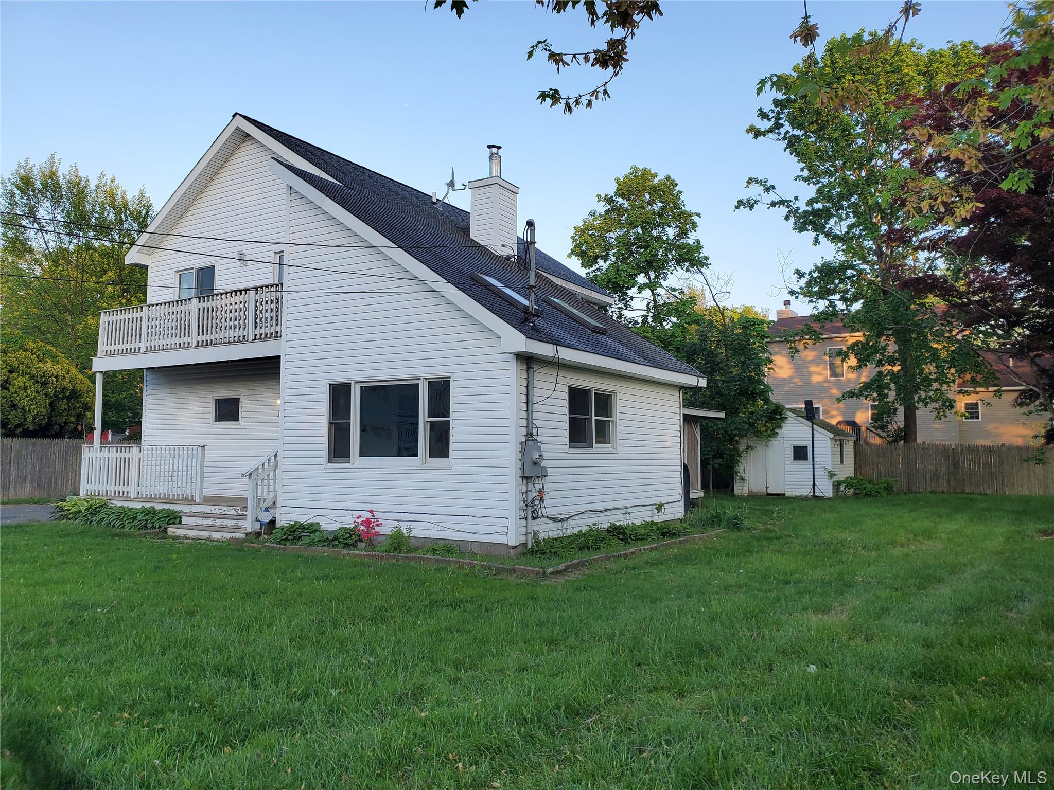 12 W Narcissus Road Property Photo 1