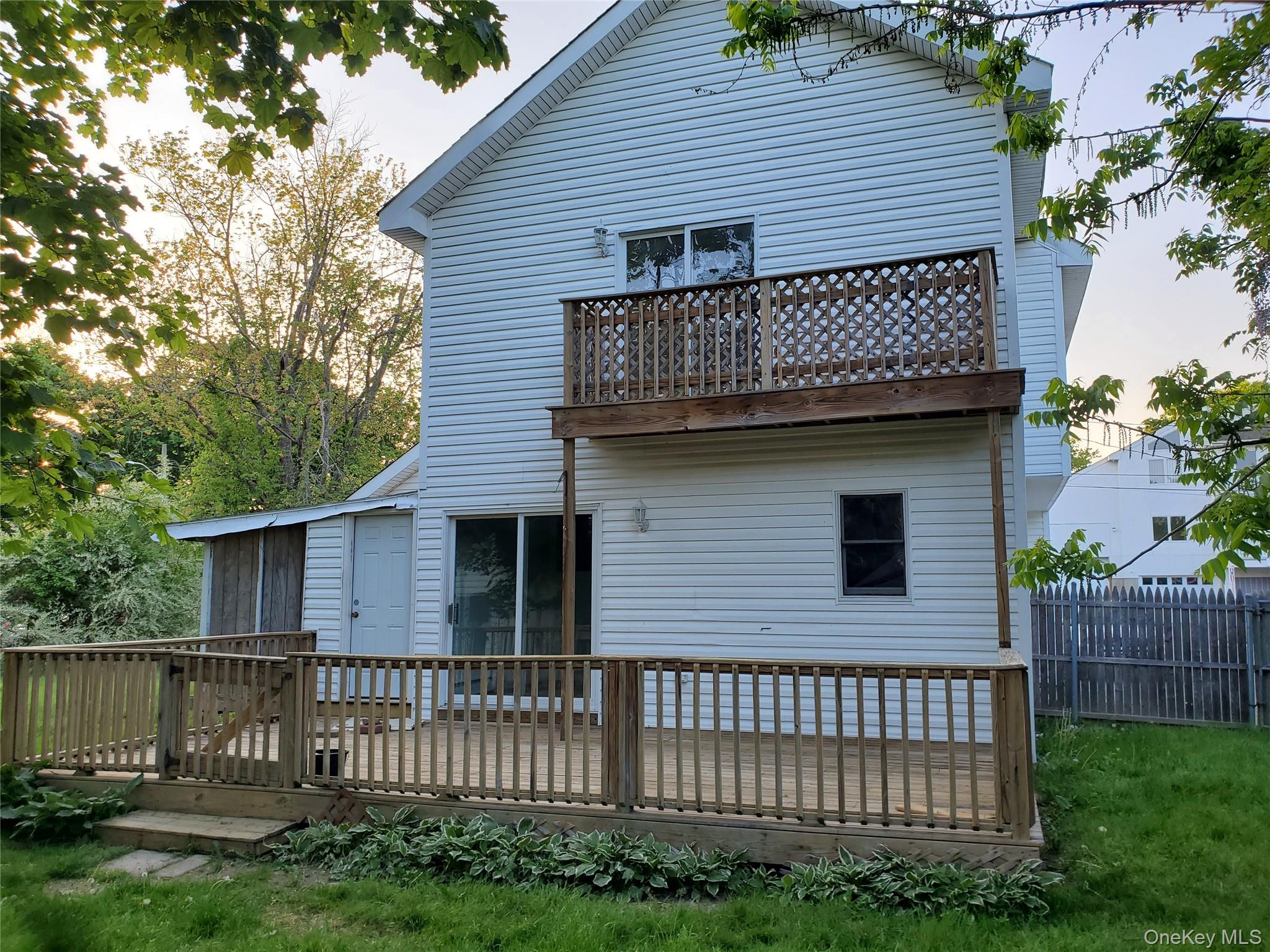 12 W Narcissus Road Property Photo 2