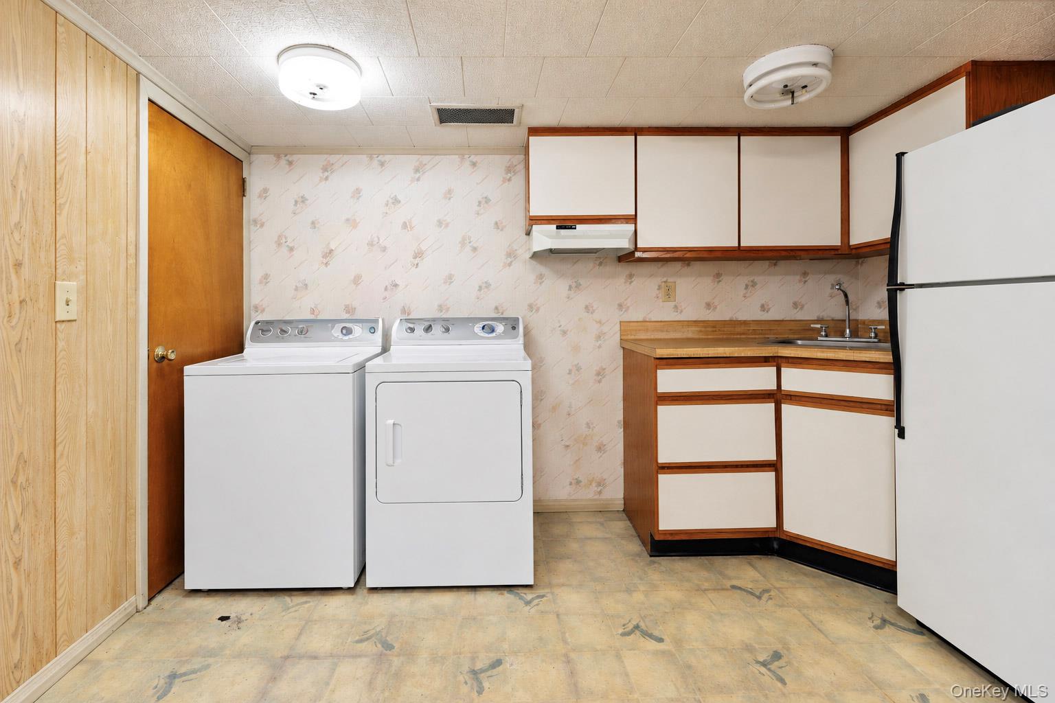 208 First Street Property Photo 26