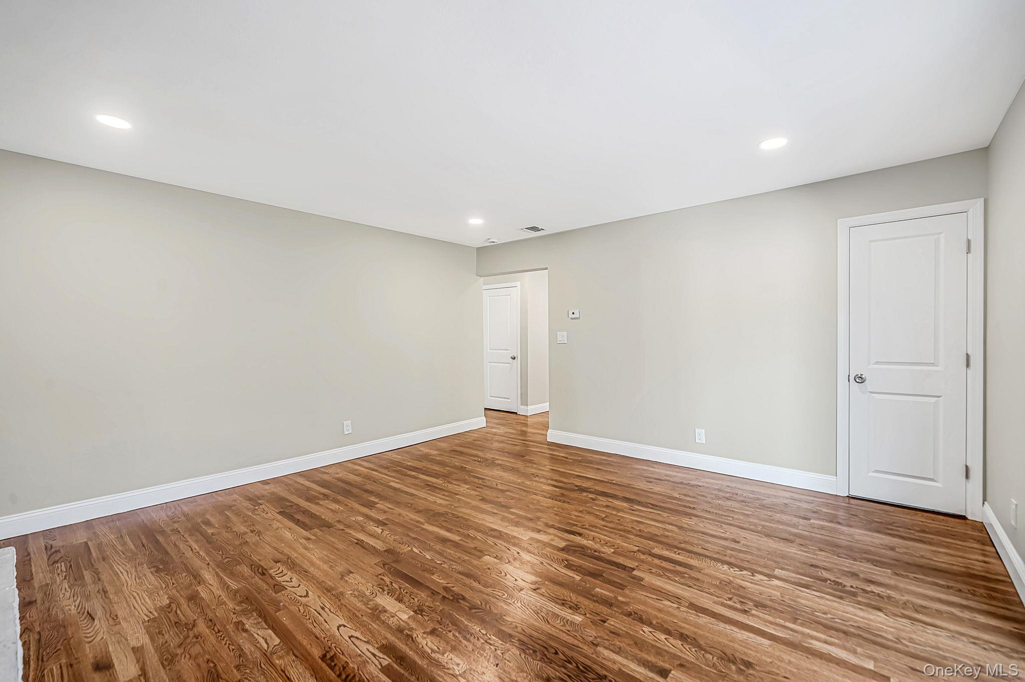 84 Empress Pines Drive Property Photo 15