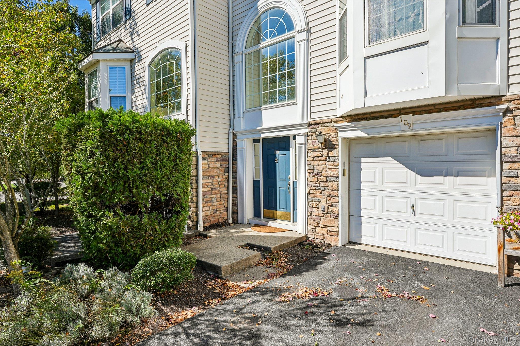 109 Barr Lane Property Photo 2