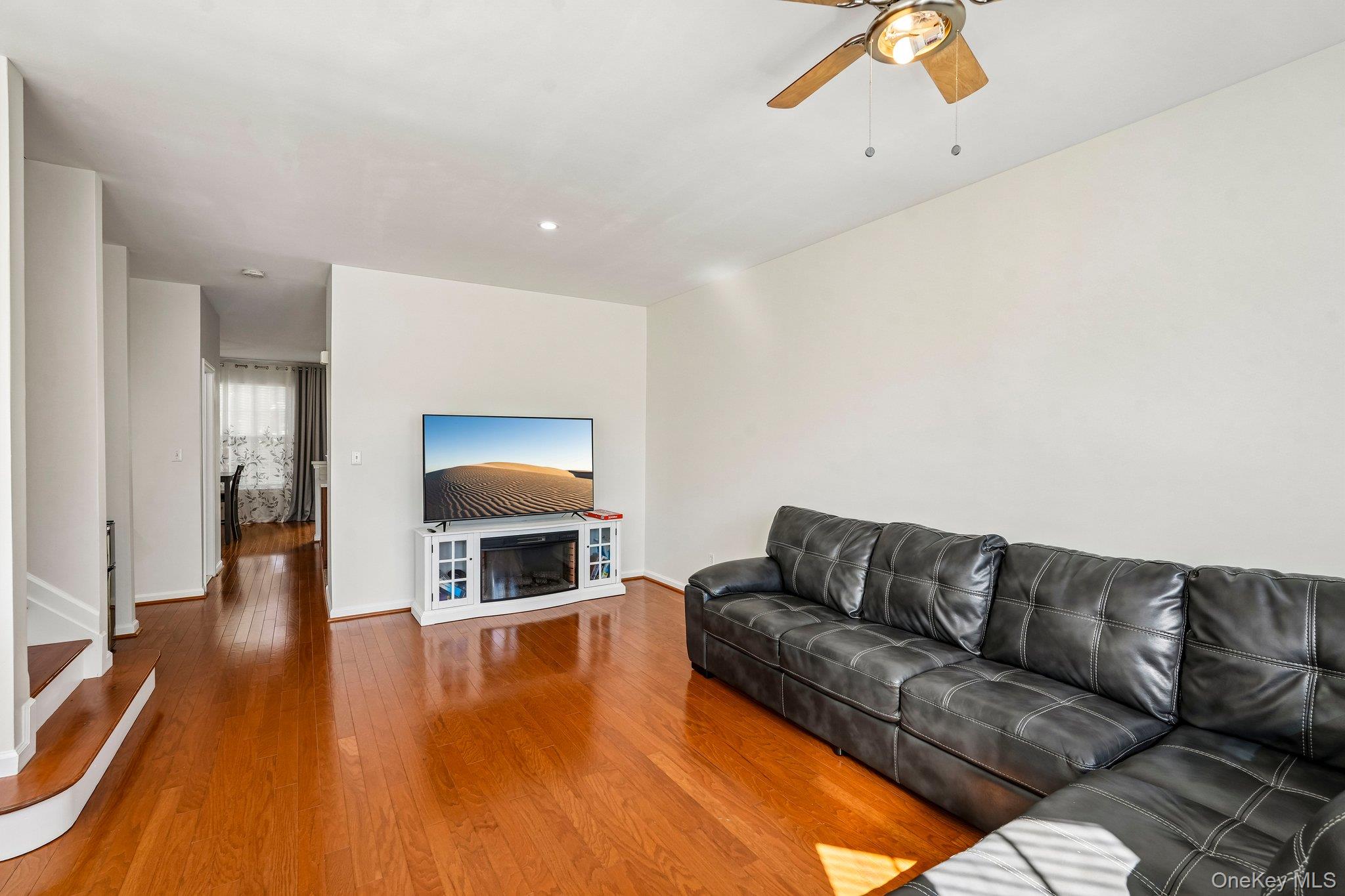 109 Barr Lane Property Photo 8