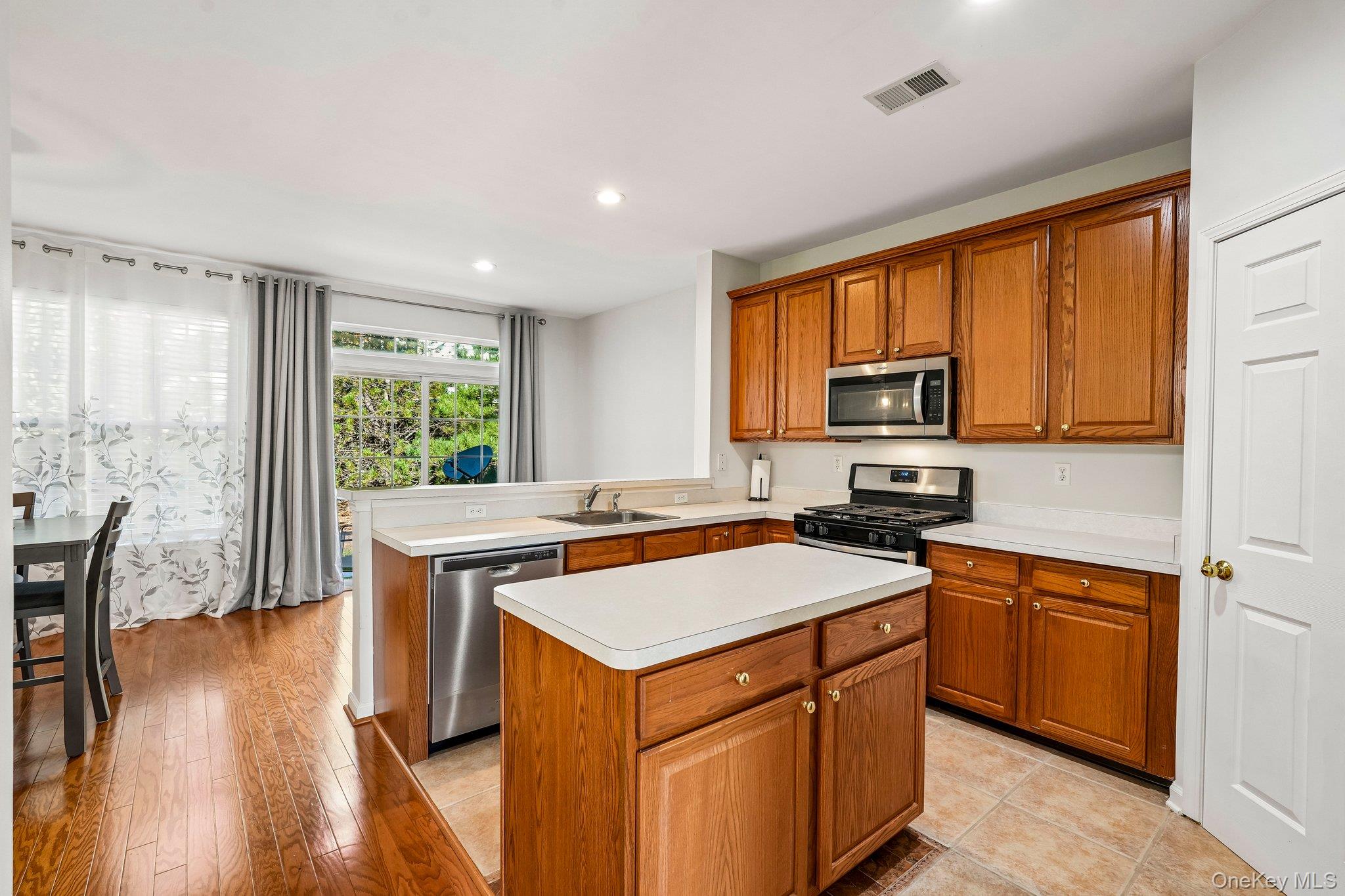 109 Barr Lane Property Photo 10