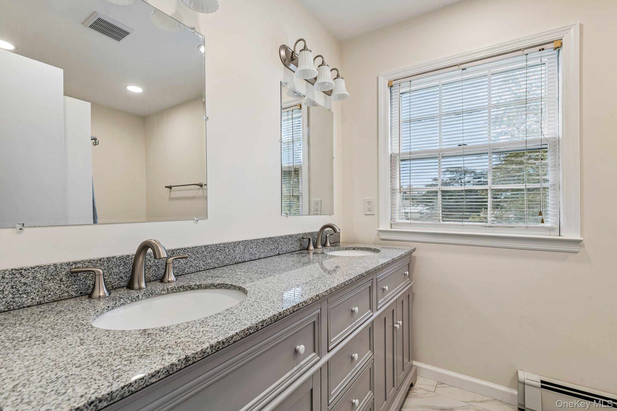 5 Edwin Lane Property Photo 16