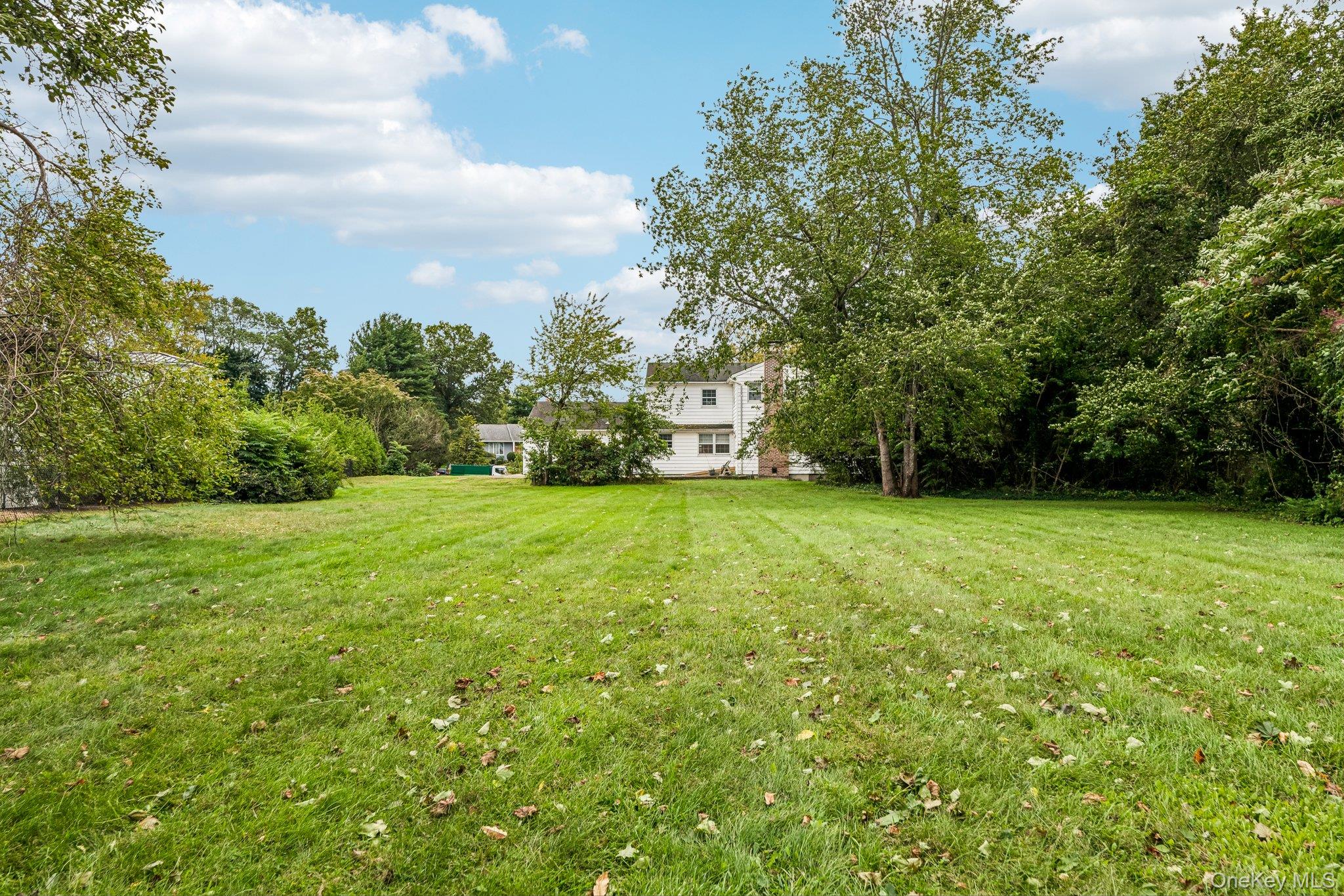 5 Edwin Lane Property Photo 18