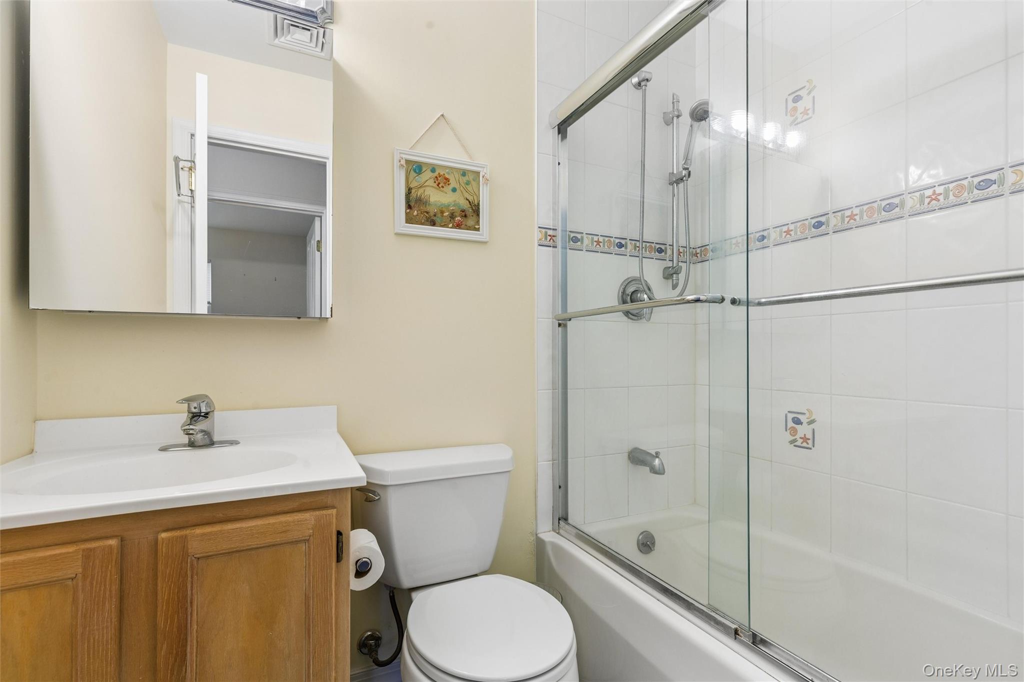 24 Huntington Commons Property Photo 17