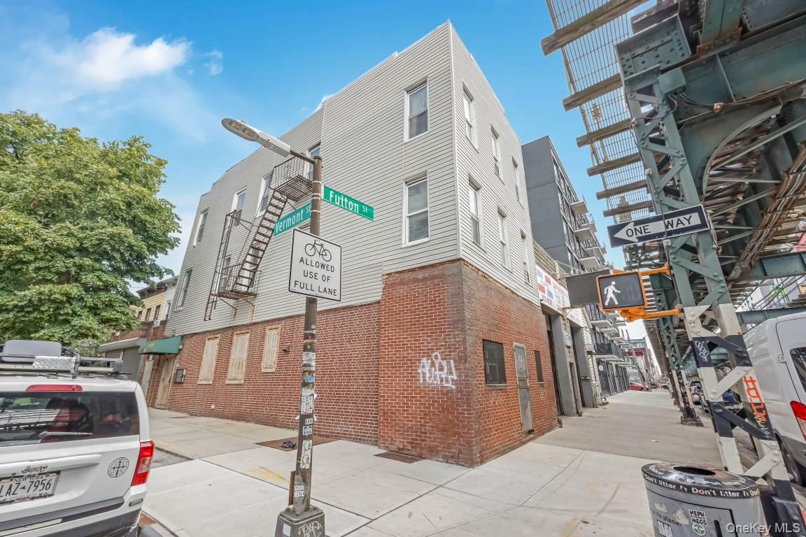 2693 Fulton Street Property Photo 1