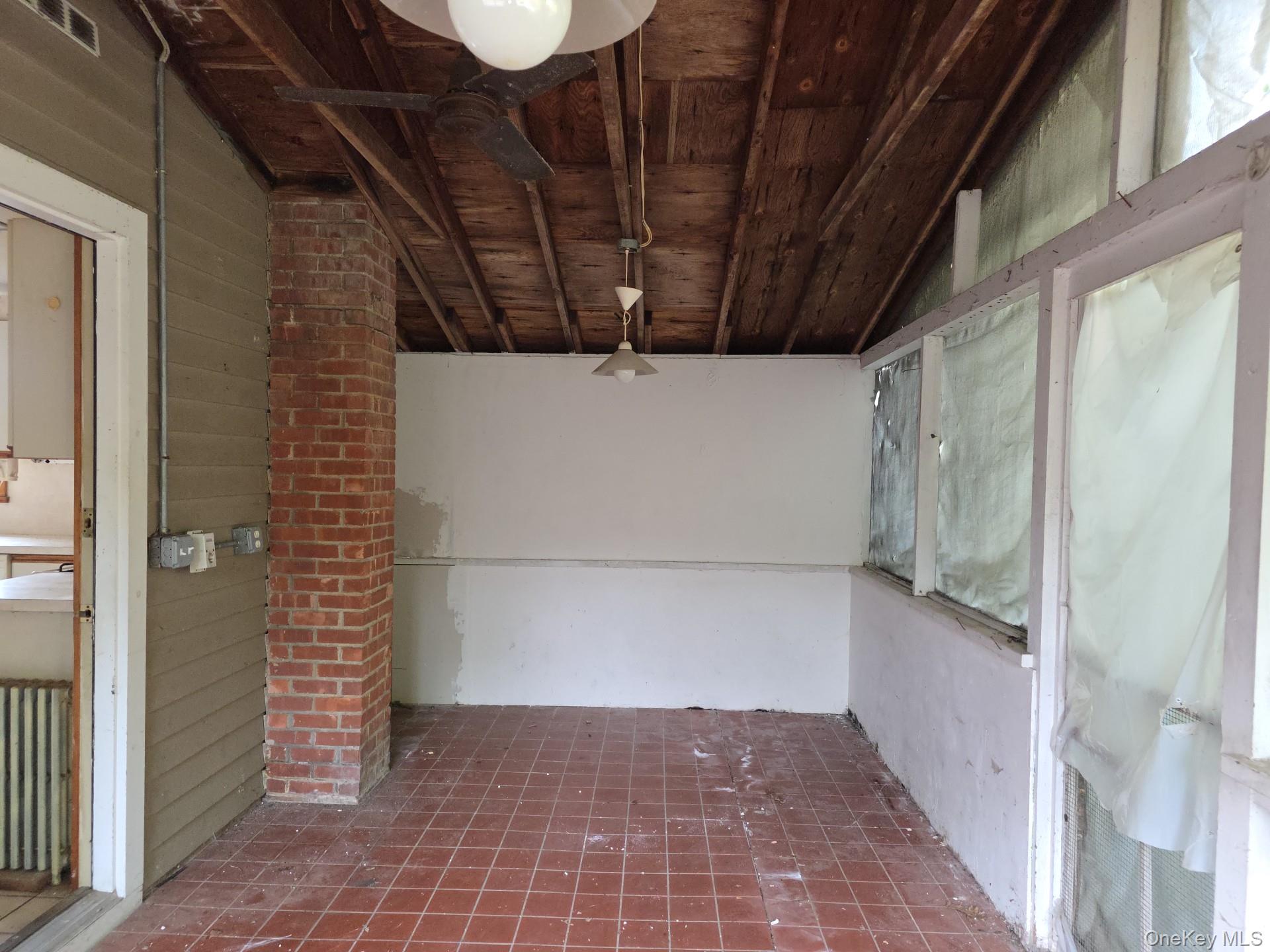 405 High Street Property Photo 16