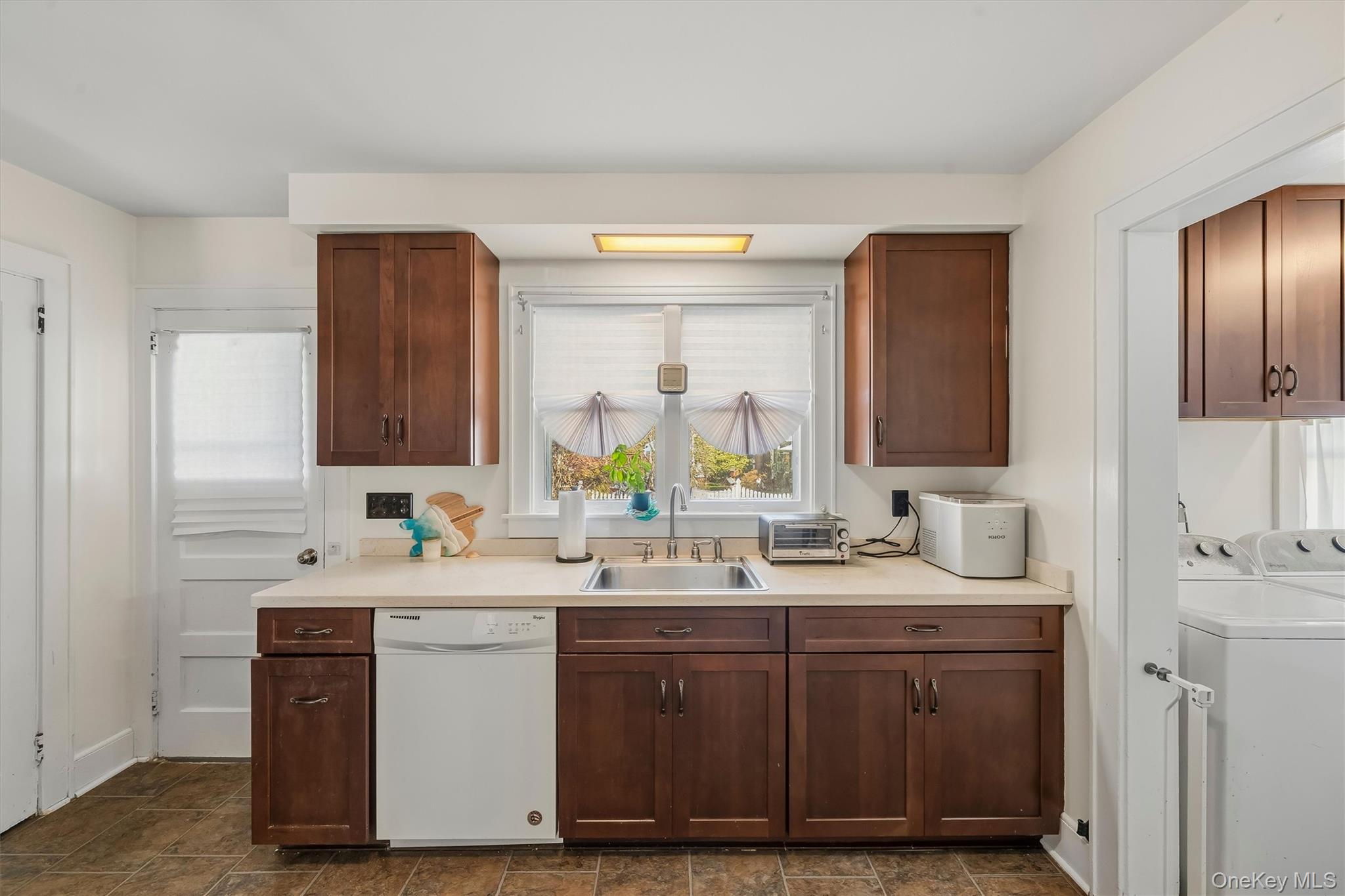140 Senior Street Property Photo 14