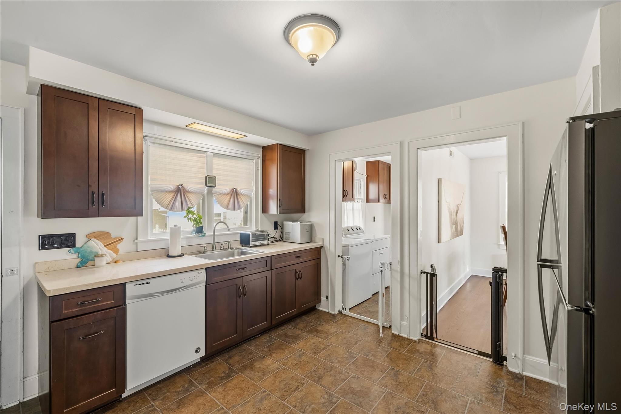 140 Senior Street Property Photo 15