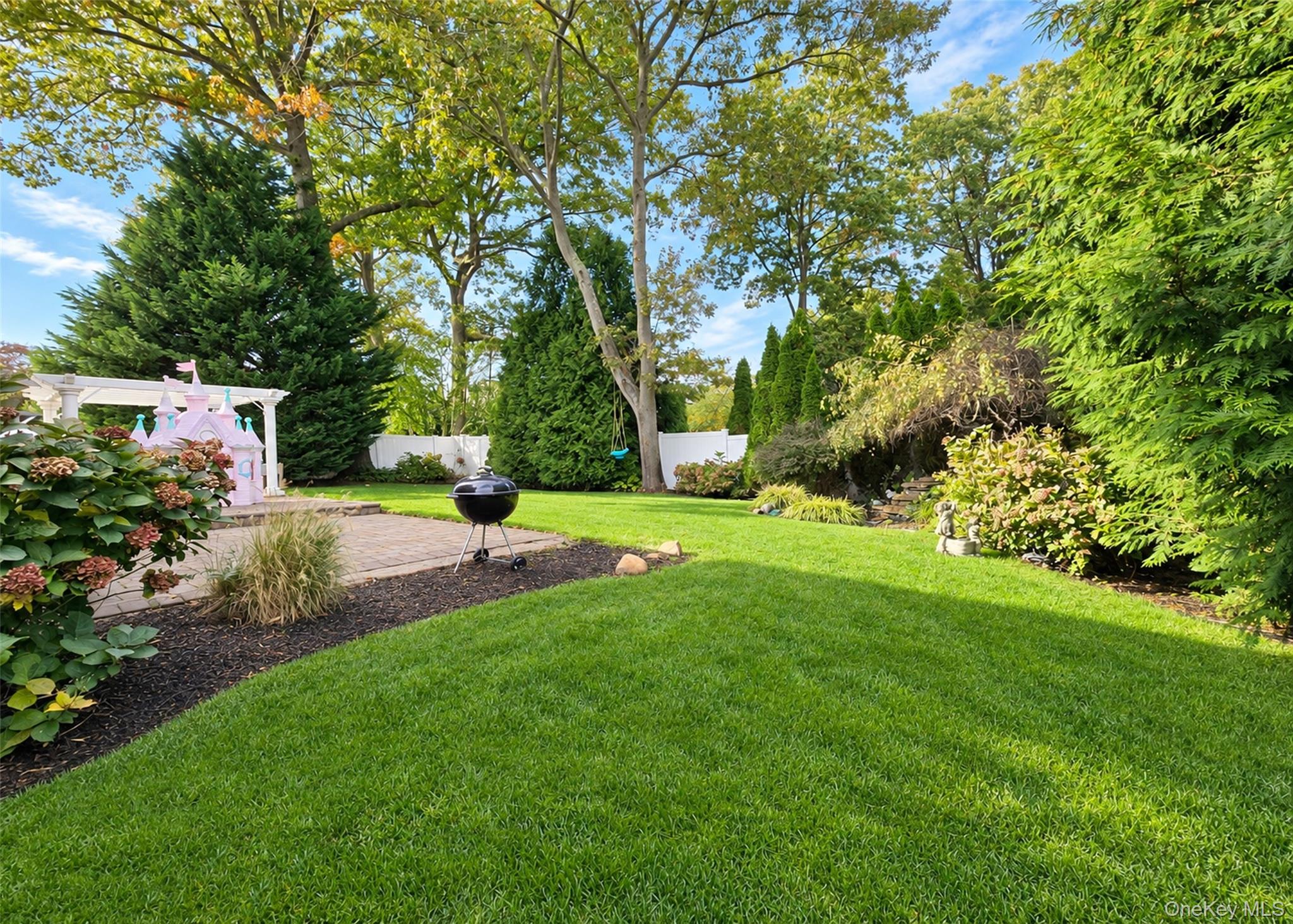 7 Colmar Avenue Property Photo 24