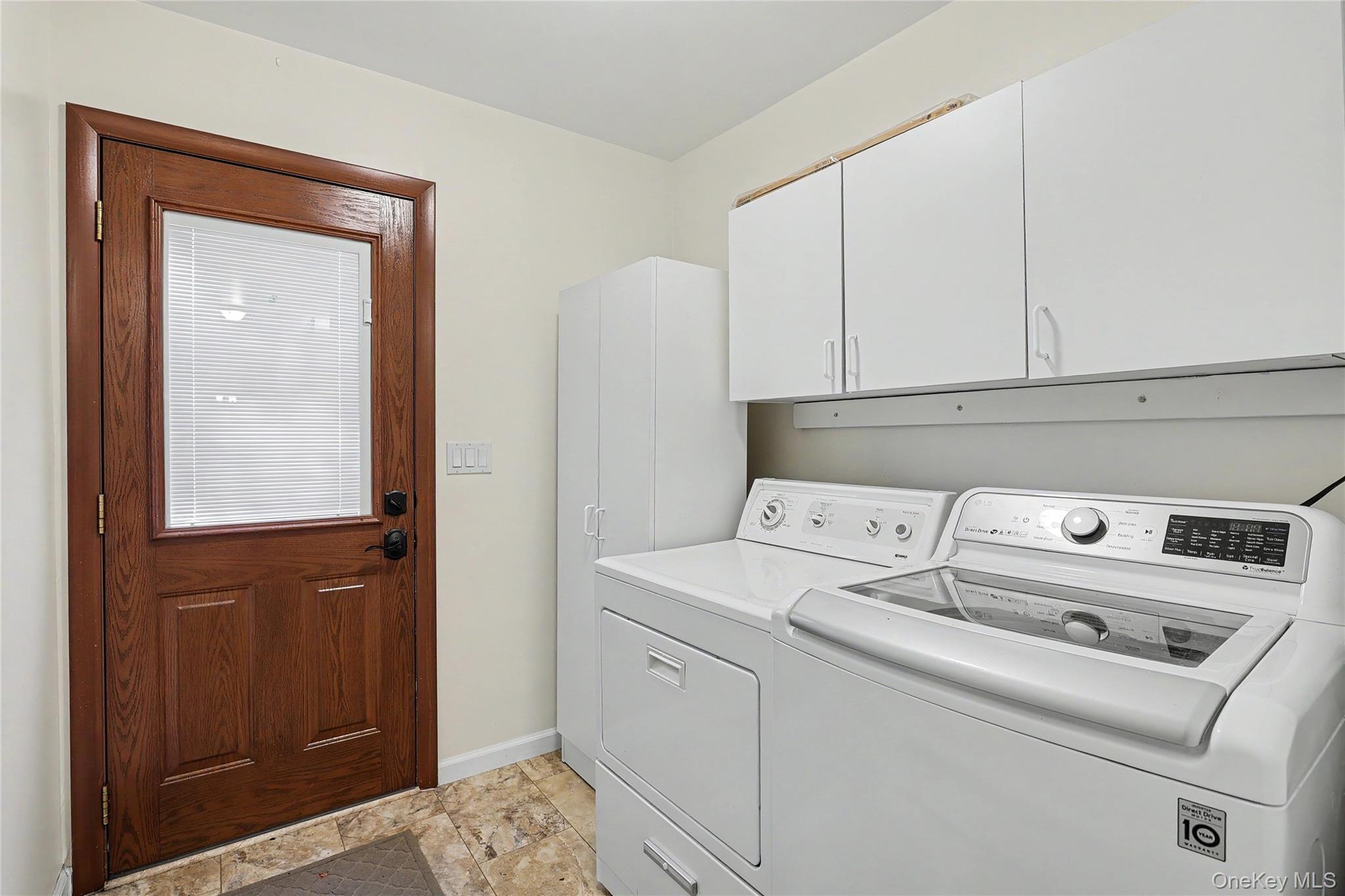 15 Haller Crescent Property Photo 9