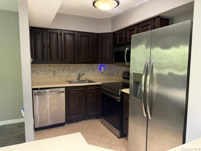2 Carnaby D Property Photo 9