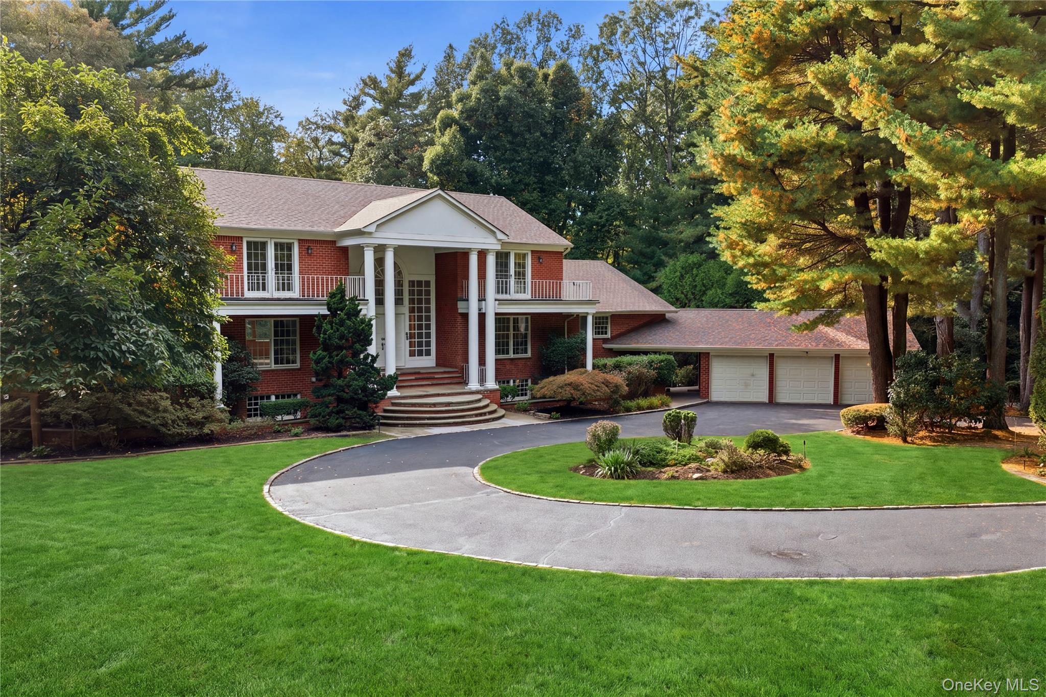 14 Pheasant Hill Lane Property Photo 2
