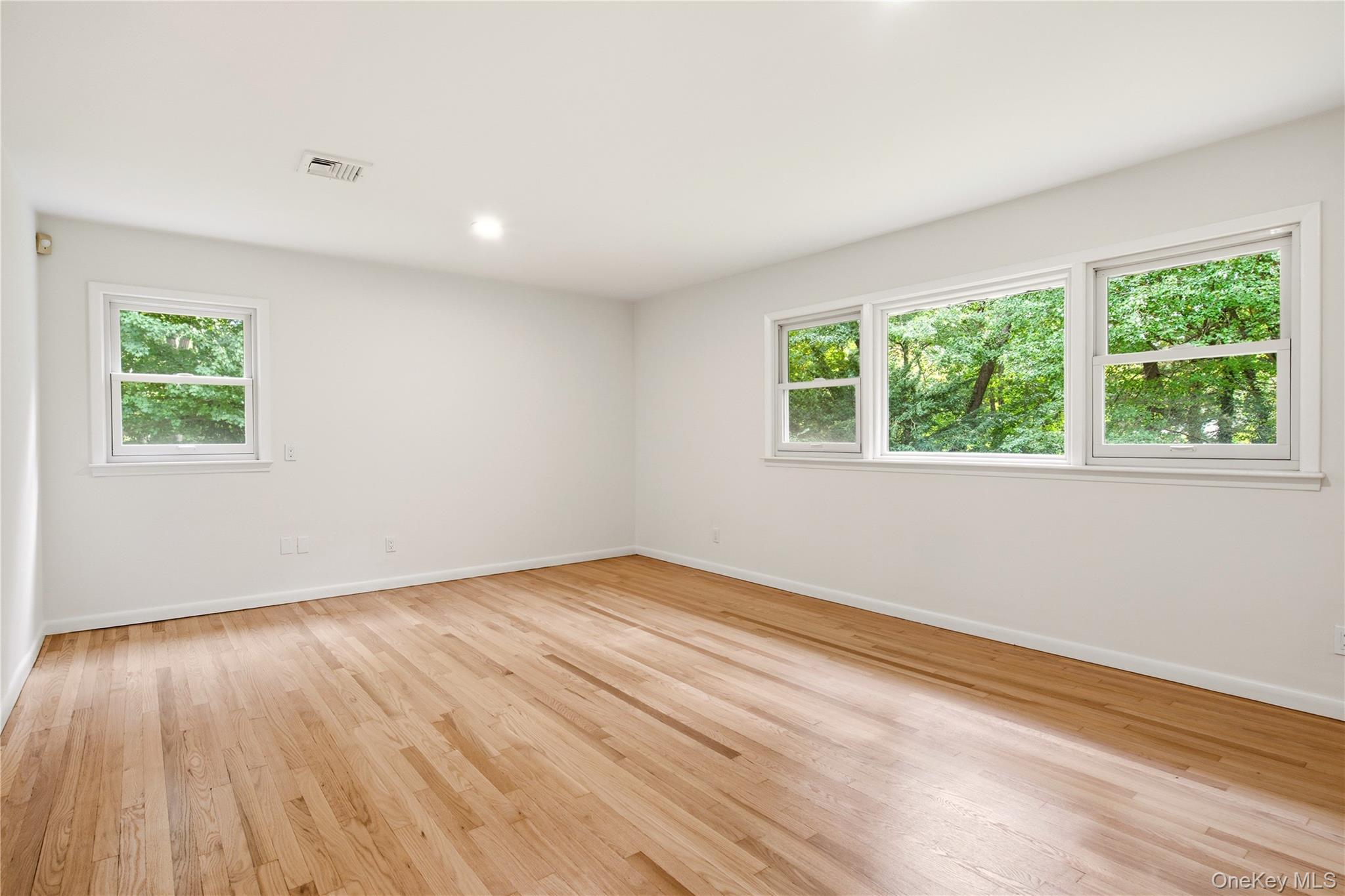 14 Pheasant Hill Lane Property Photo 13