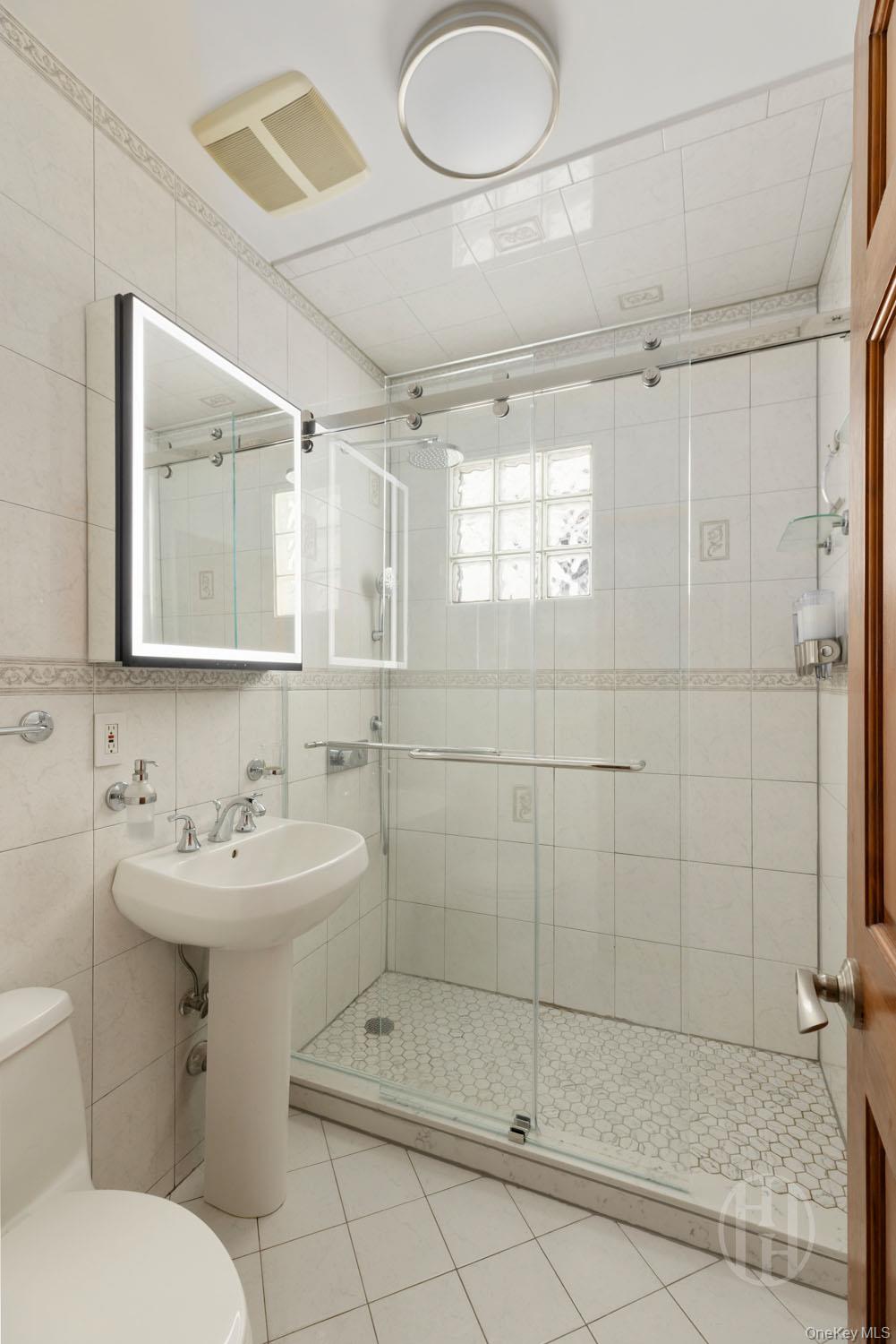 79-34 68th Avenue Property Photo 12