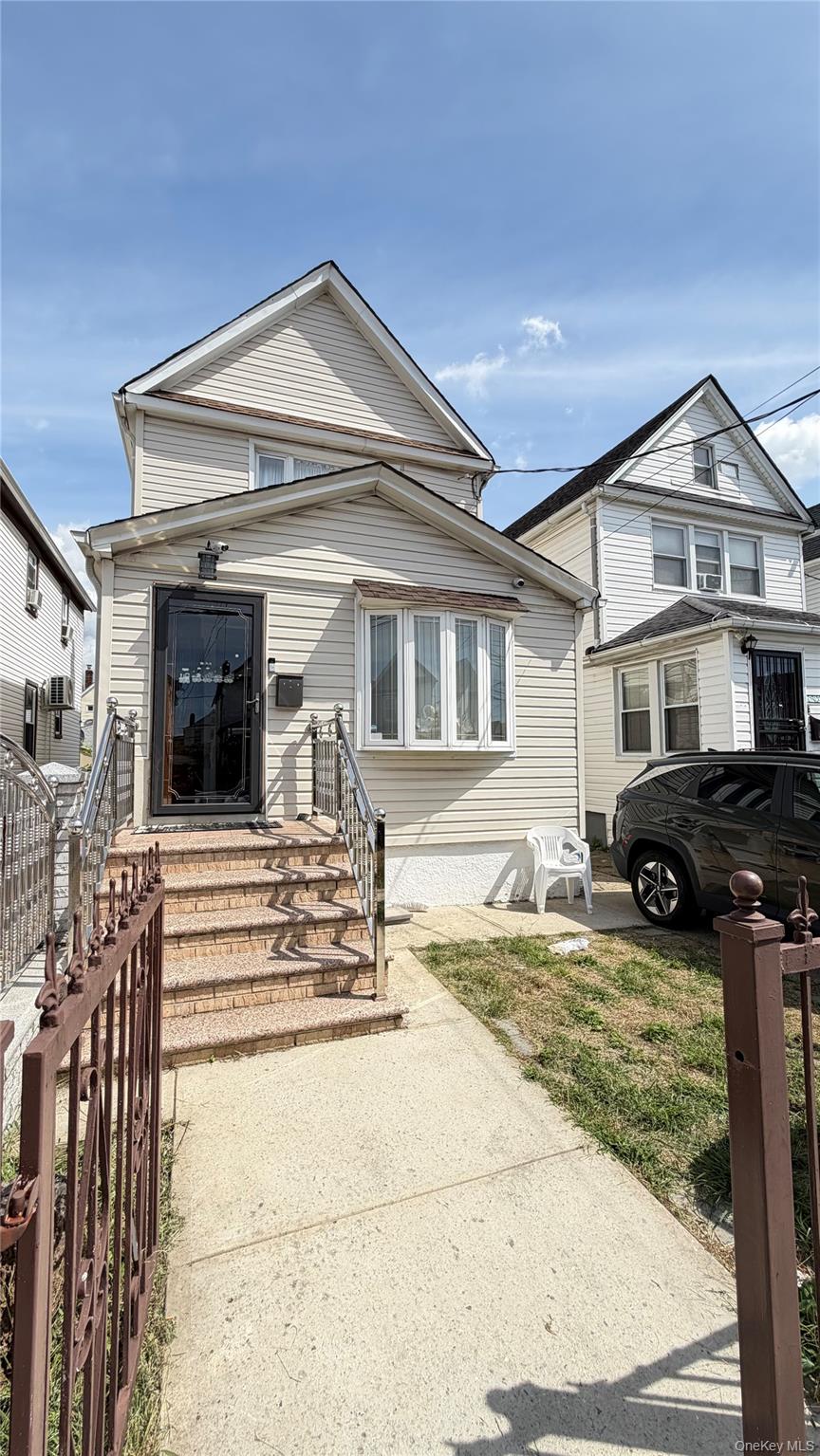 10935 132nd Street Property Photo 1