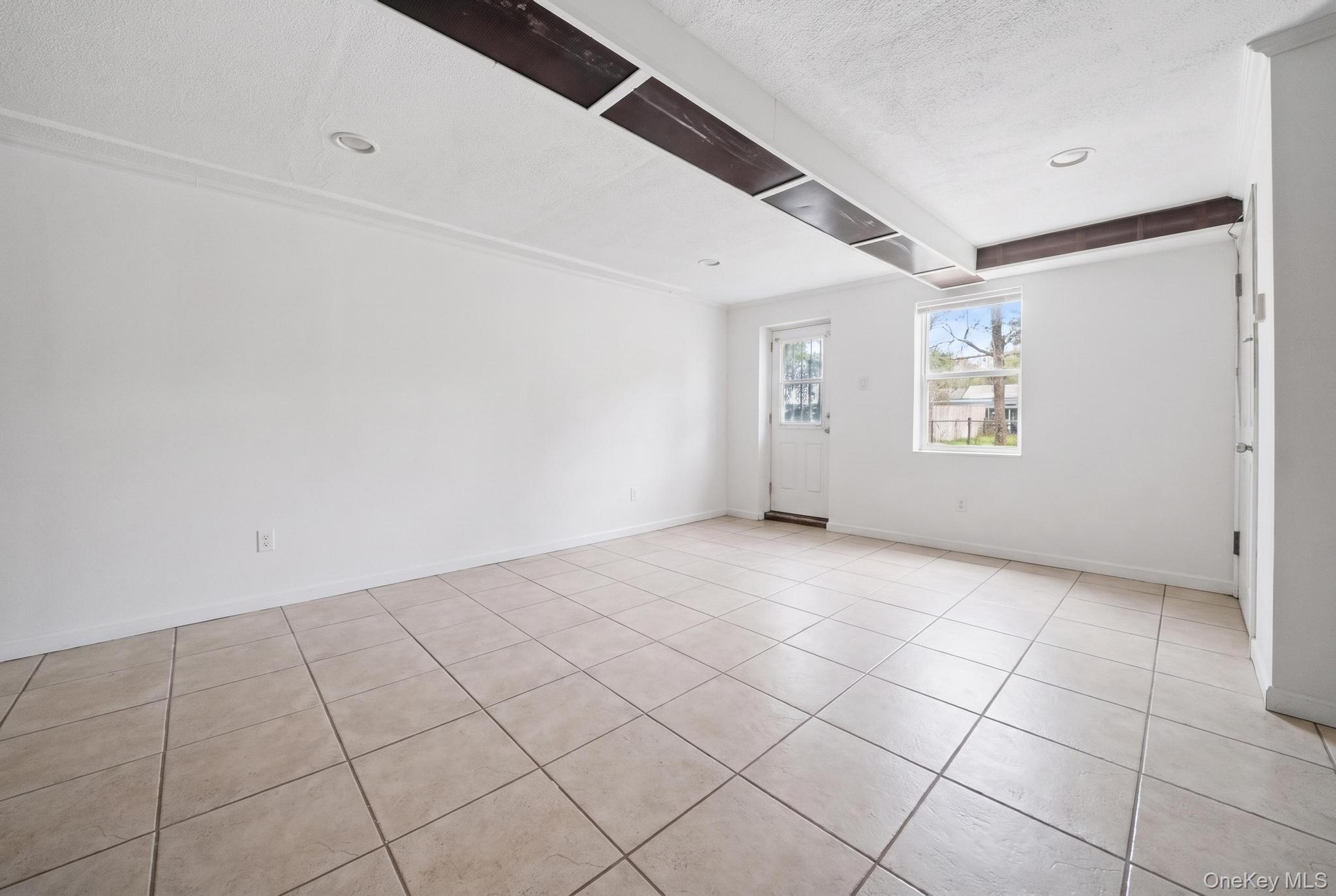 6908 Penelope Avenue Property Photo 20