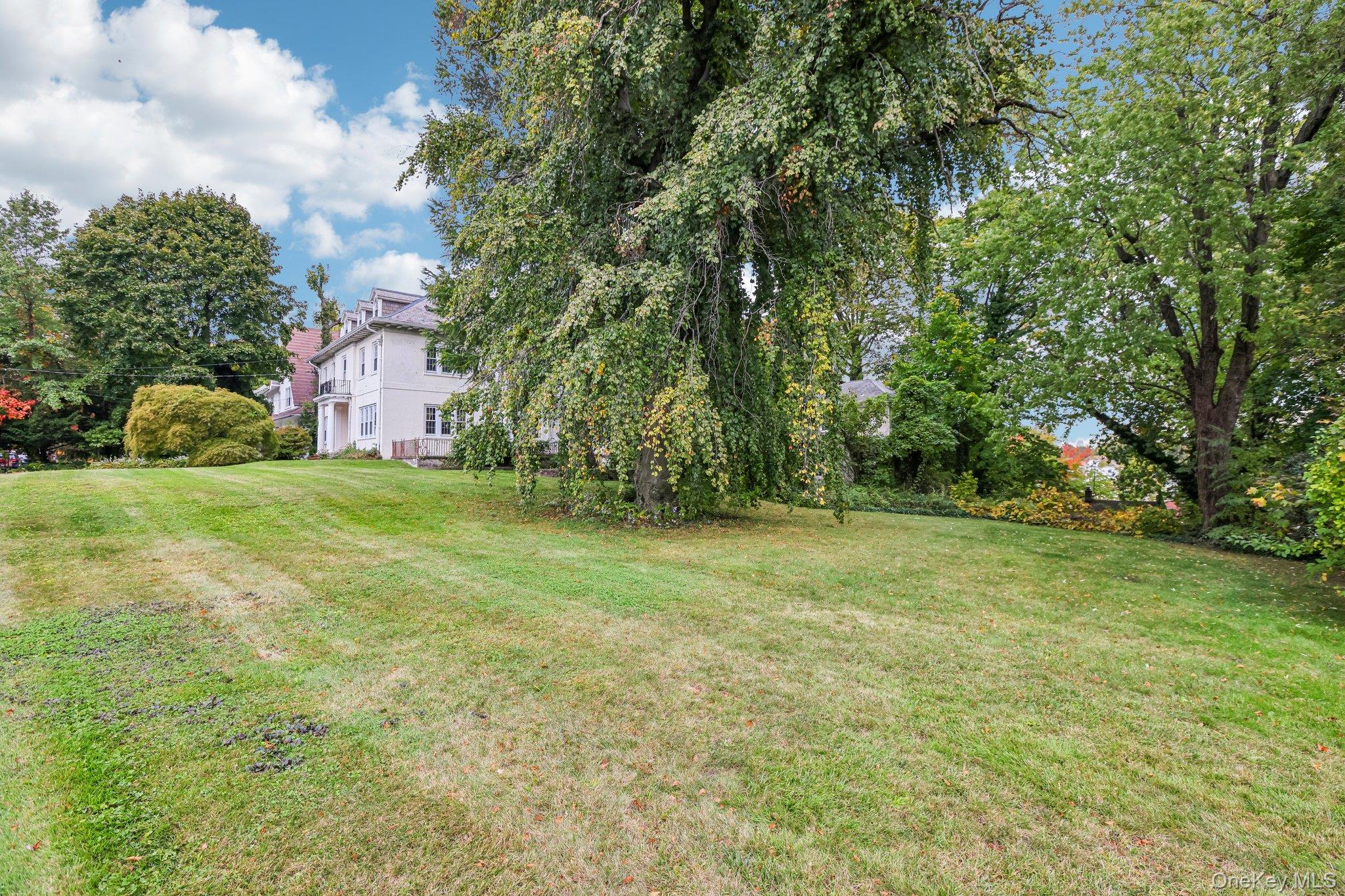 131 Esplanade Property Photo 4