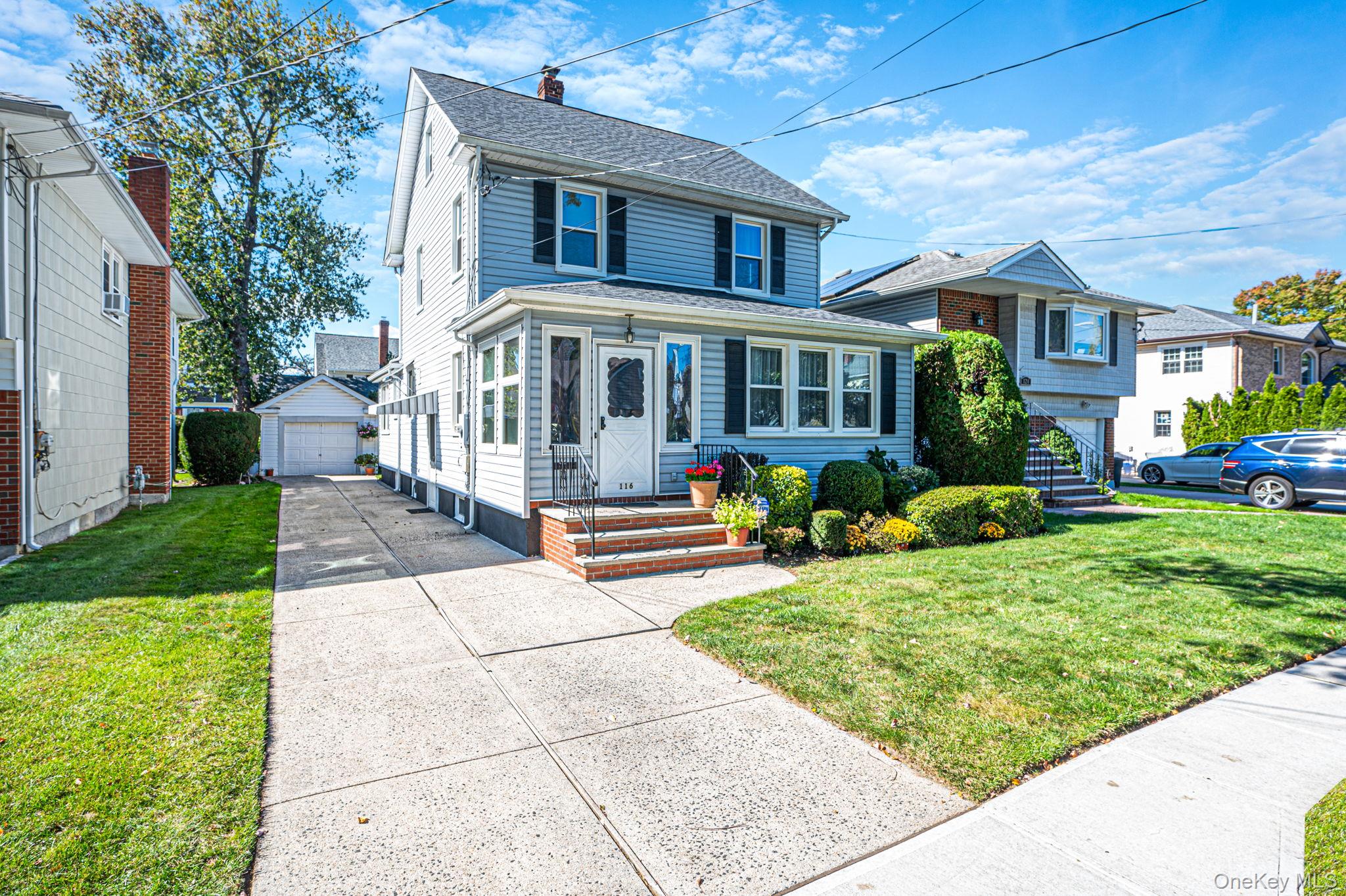 116 Hawthorne Avenue Property Photo 1