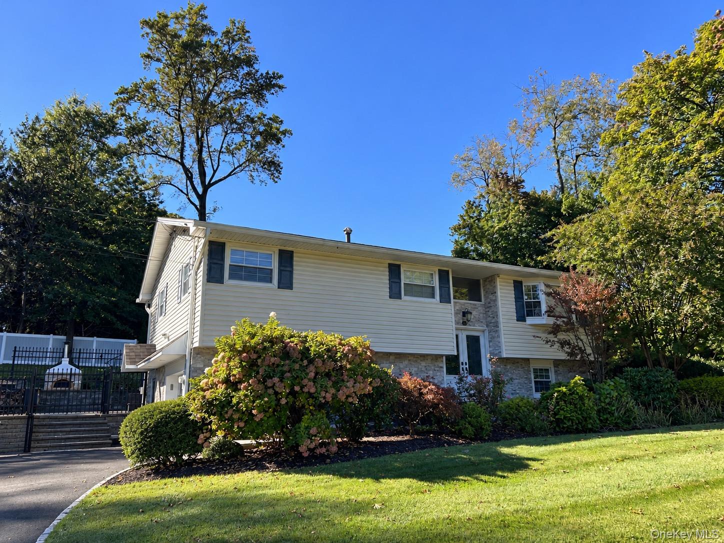34 East Street Property Photo 2
