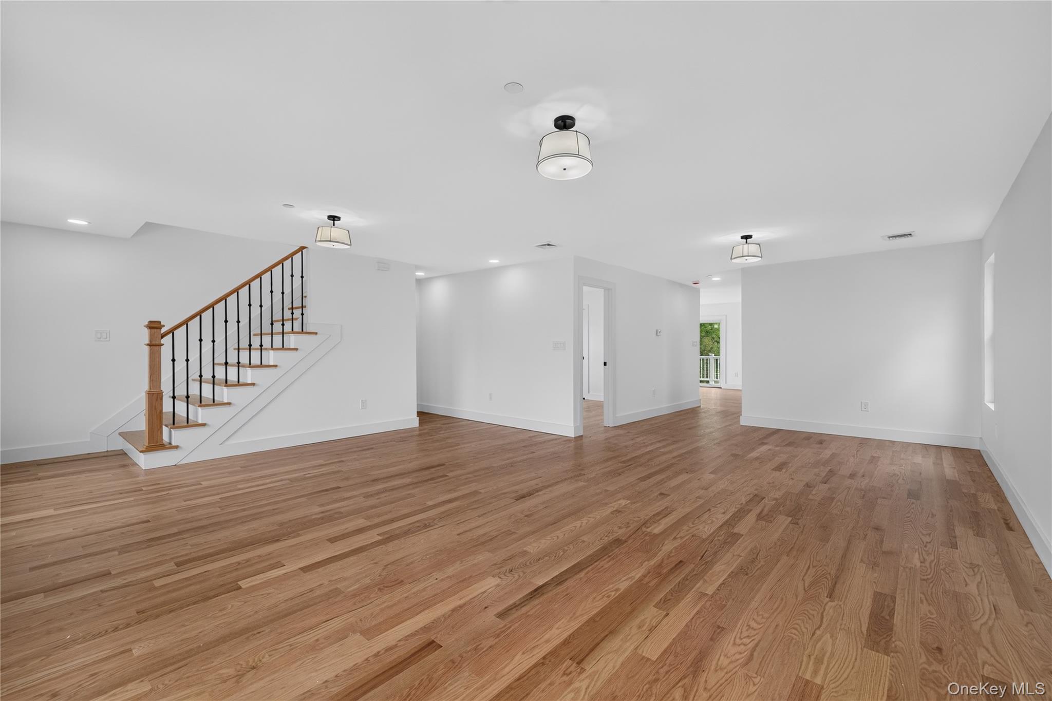 265 Roosevelt Avenue Property Photo 13