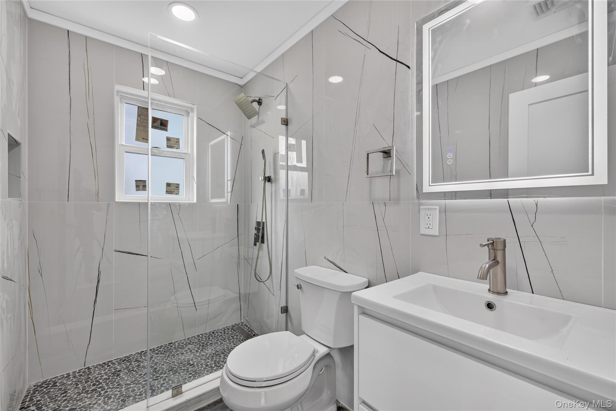 265 Roosevelt Avenue Property Photo 17