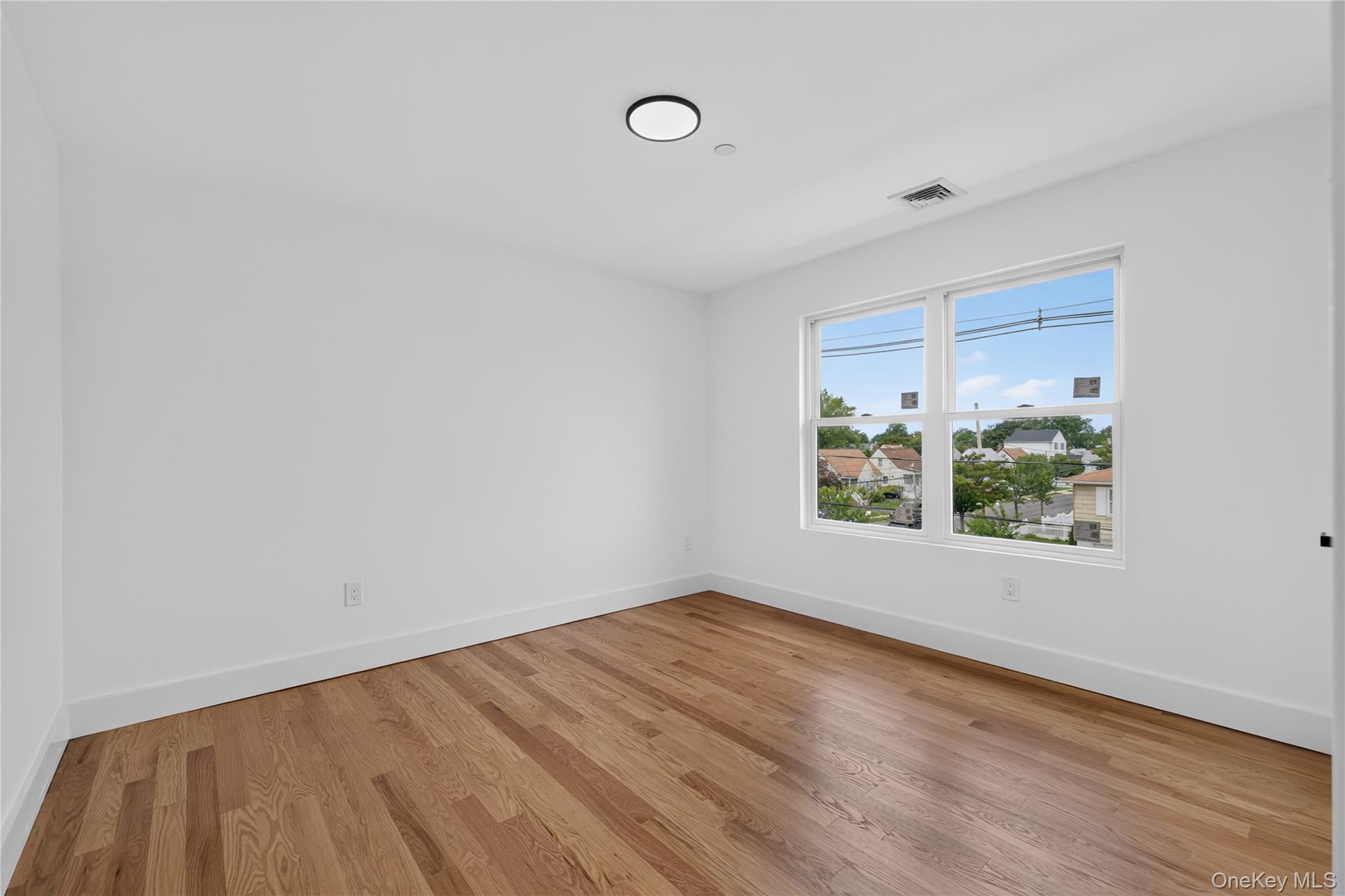 265 Roosevelt Avenue Property Photo 41