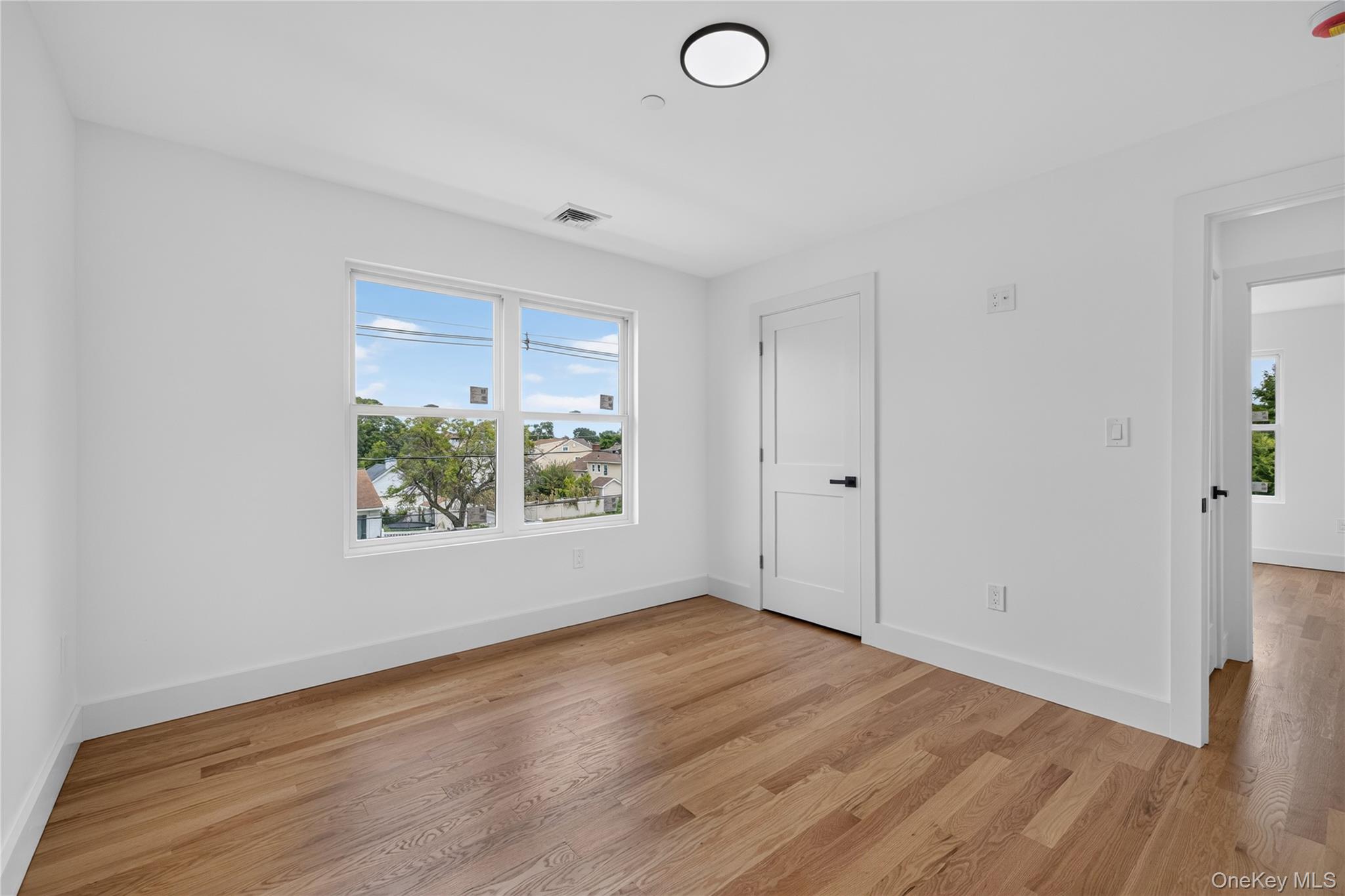 265 Roosevelt Avenue Property Photo 42