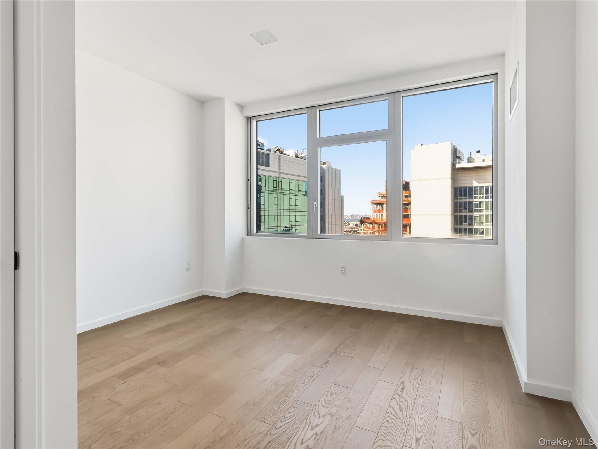 13327 39th Avenue Pha Property Photo 8