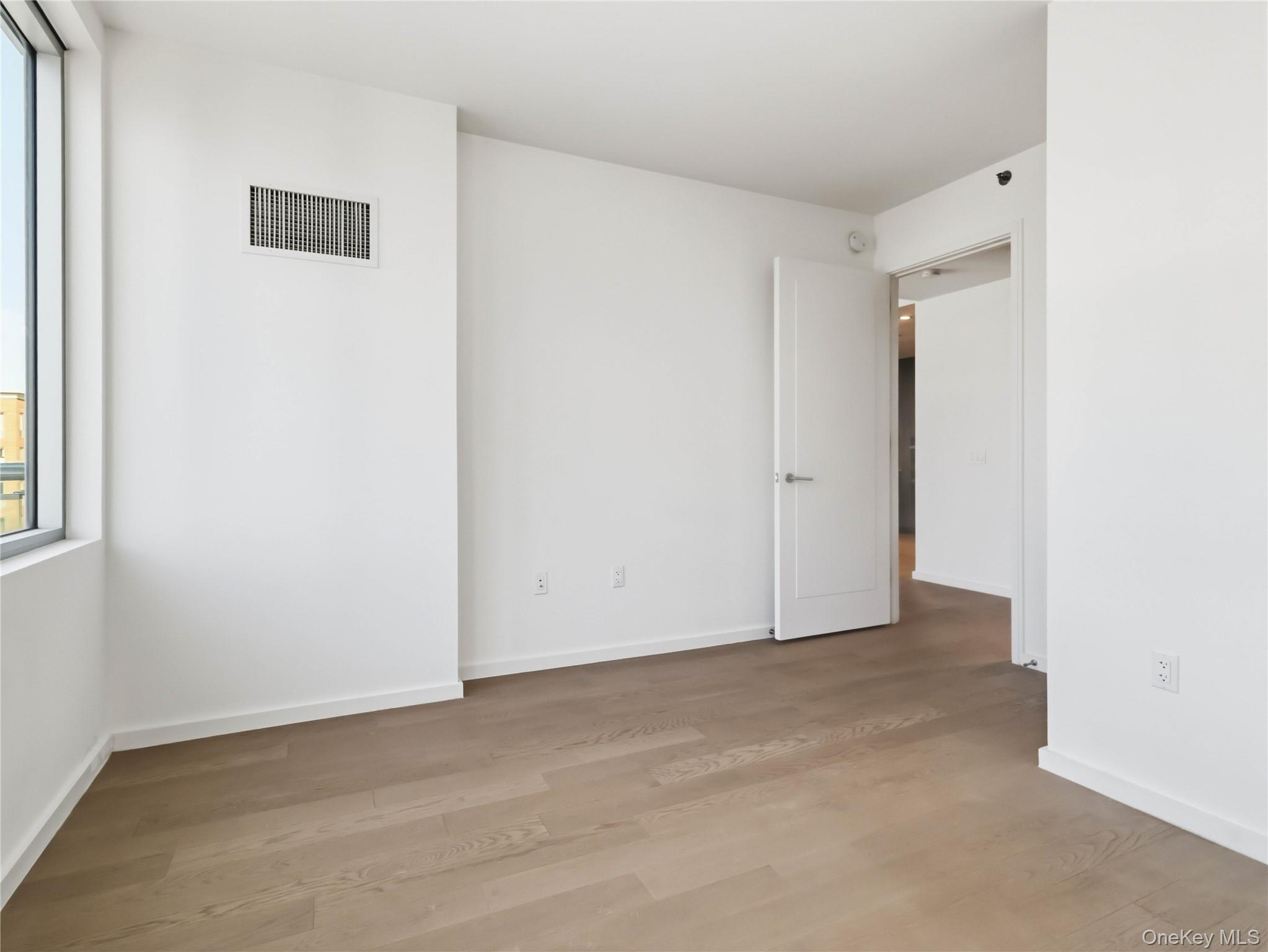 13327 39th Avenue Pha Property Photo 9