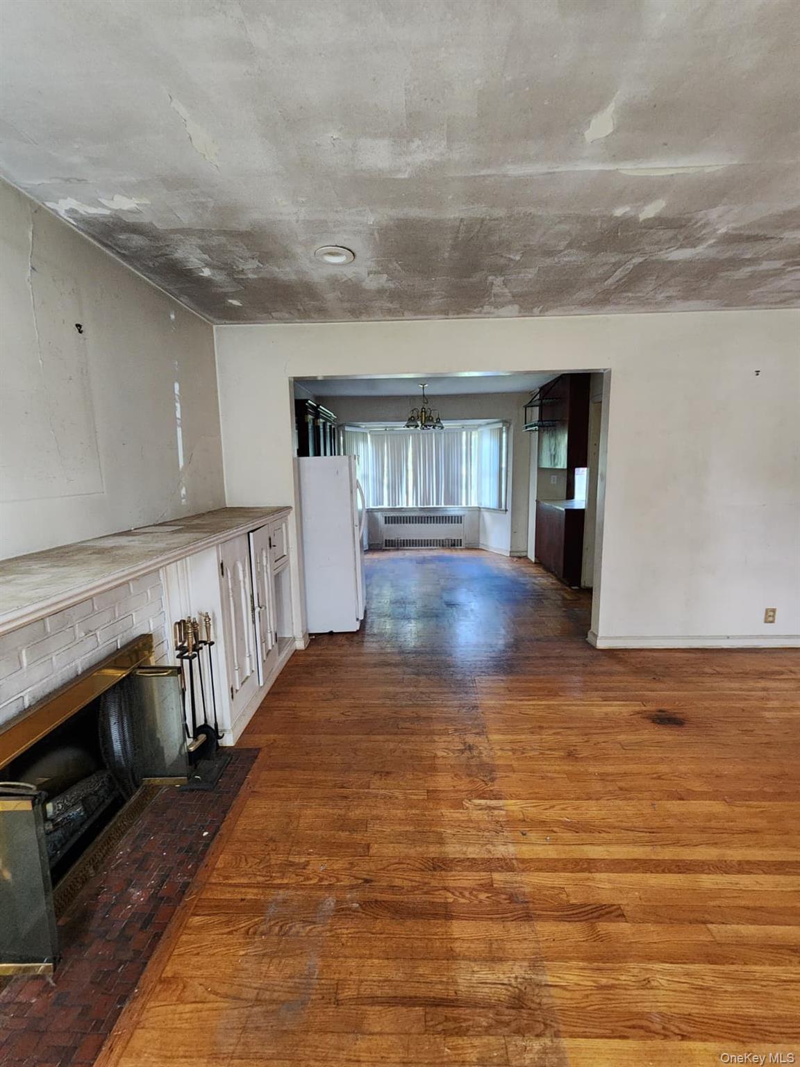 156 Brookside Ave. Property Photo 9