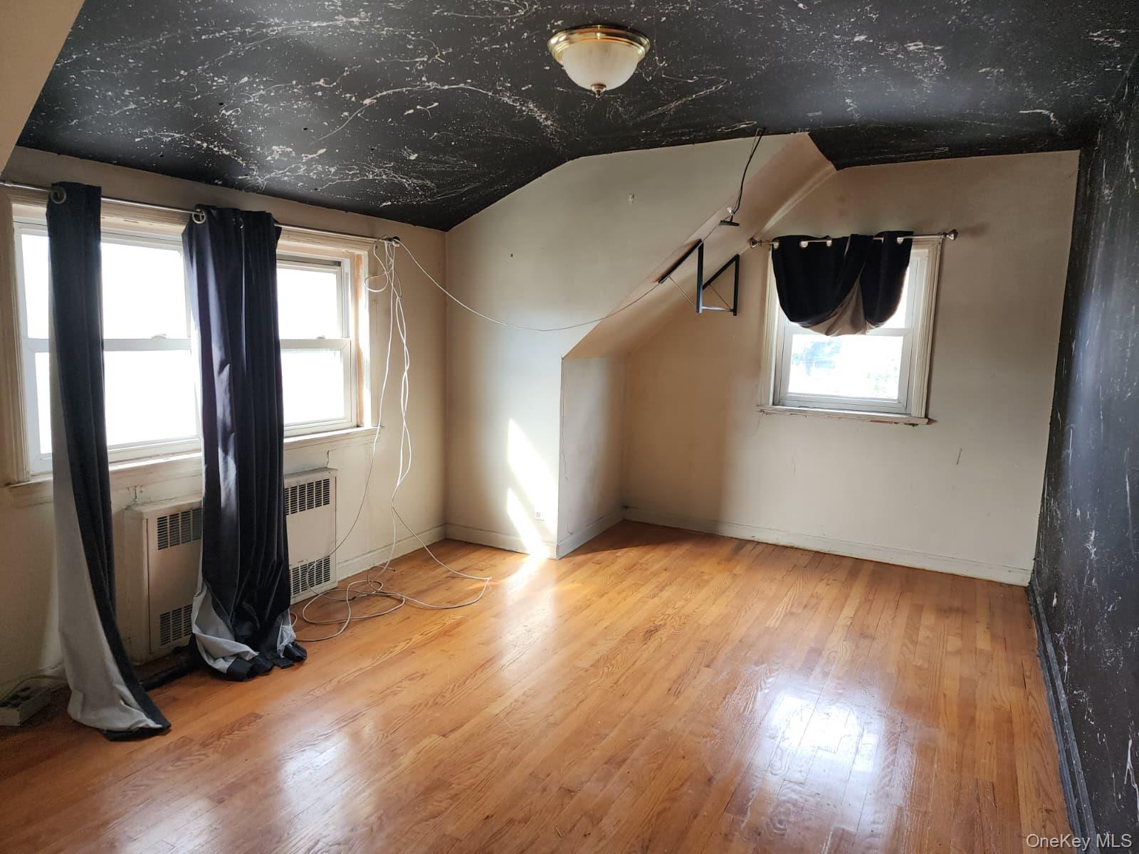 156 Brookside Ave. Property Photo 11