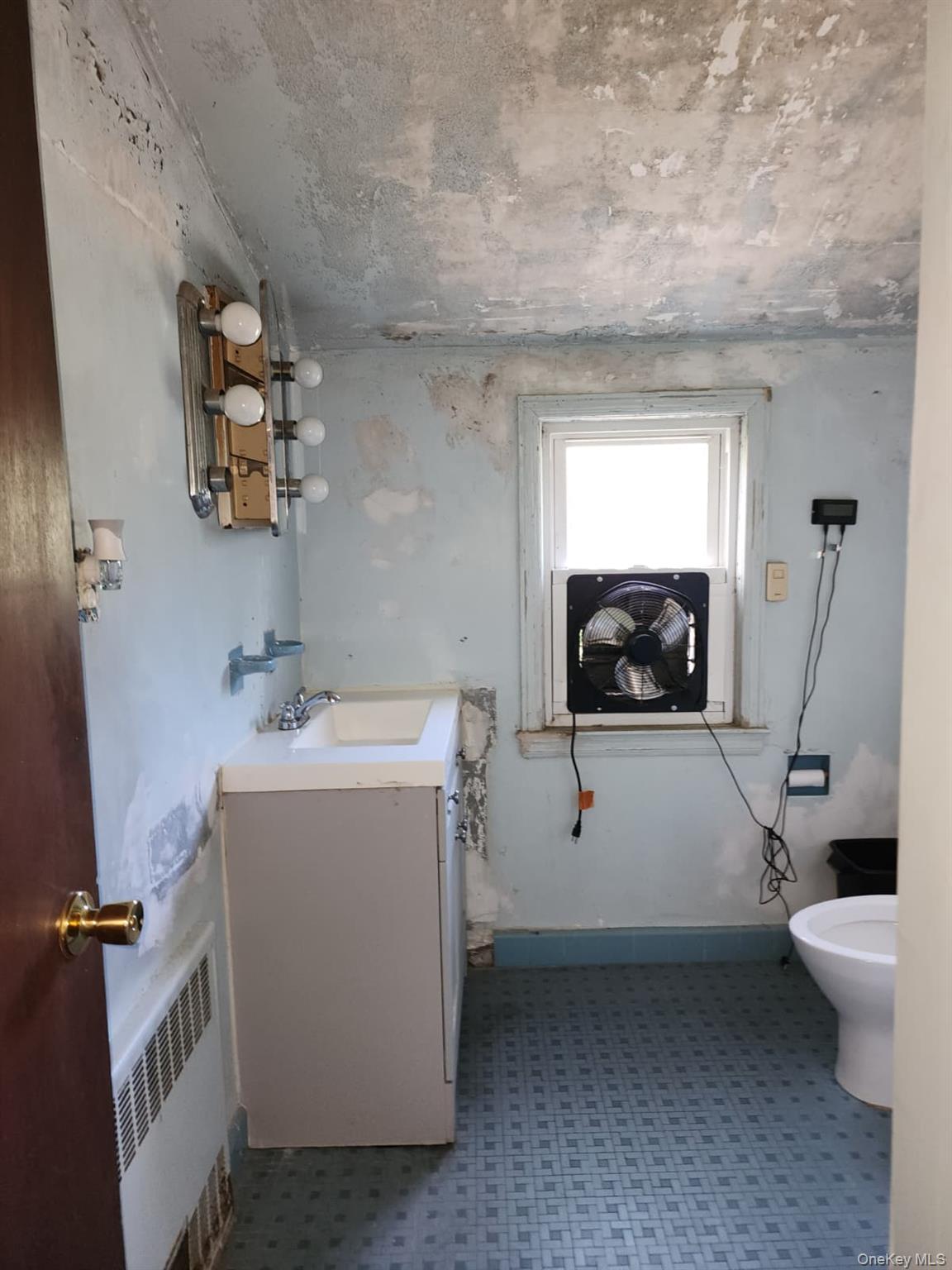 156 Brookside Ave. Property Photo 16