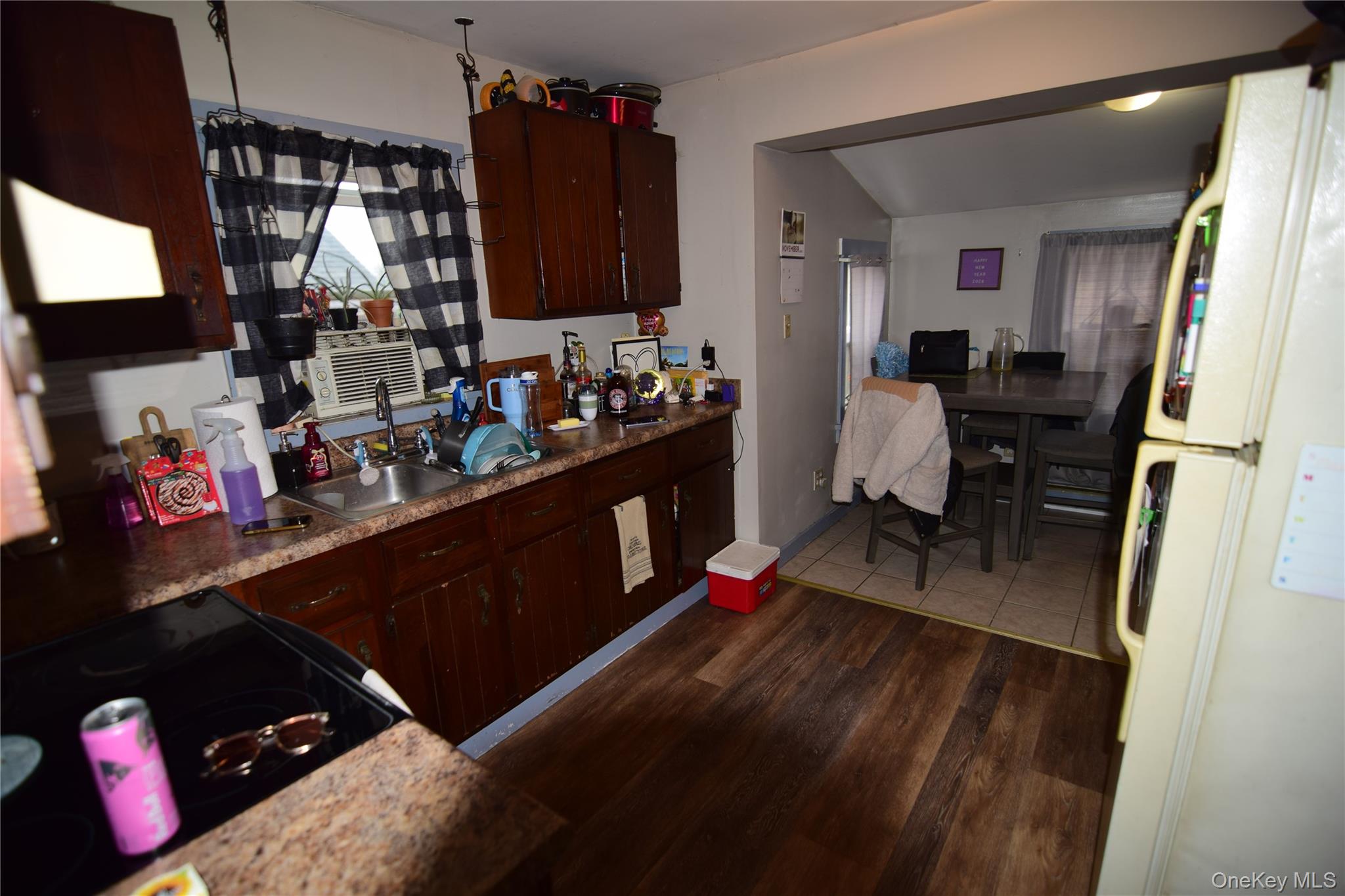 460 Cold Spring Property Photo 9