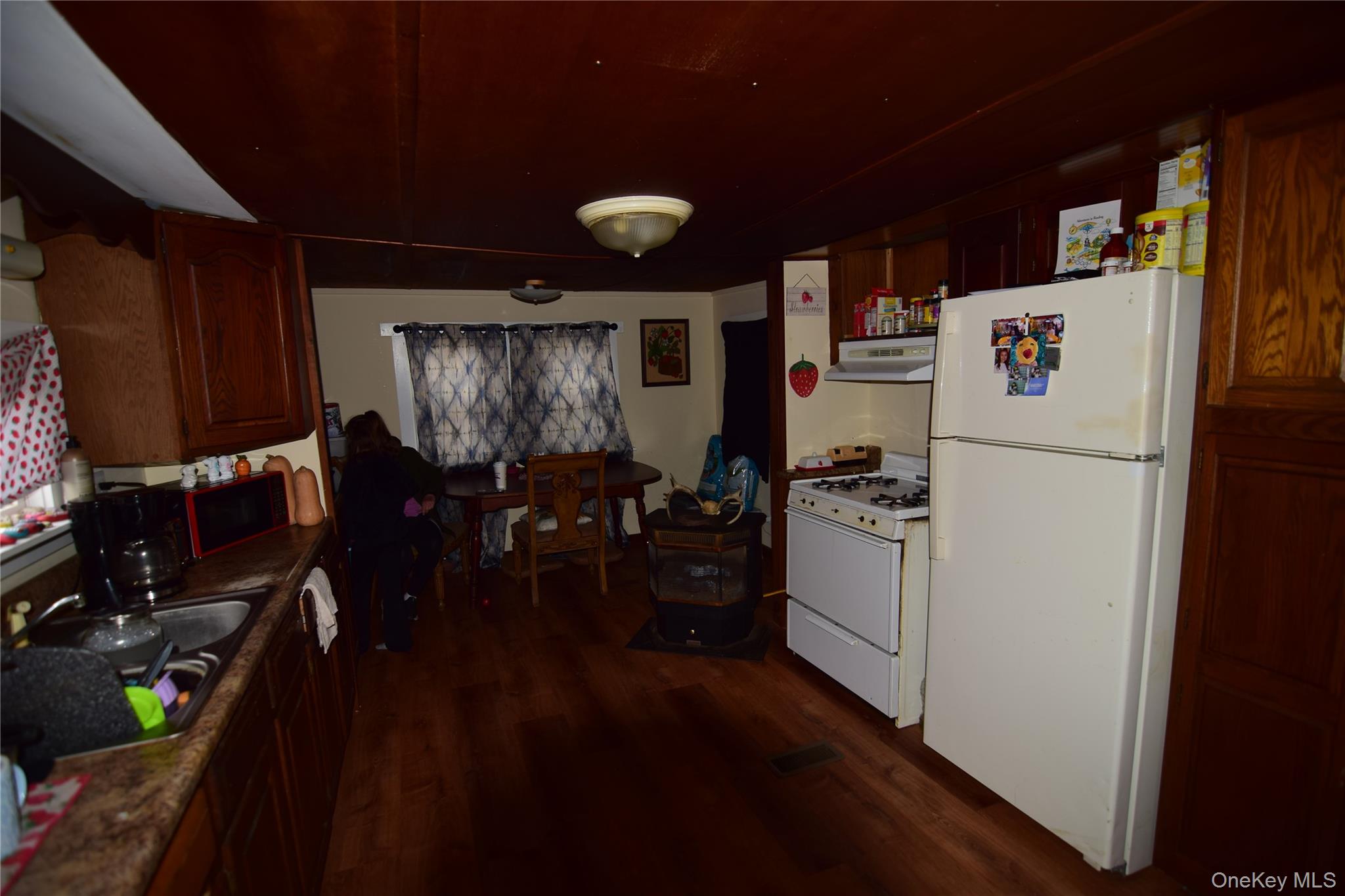 460 Cold Spring Property Photo 13