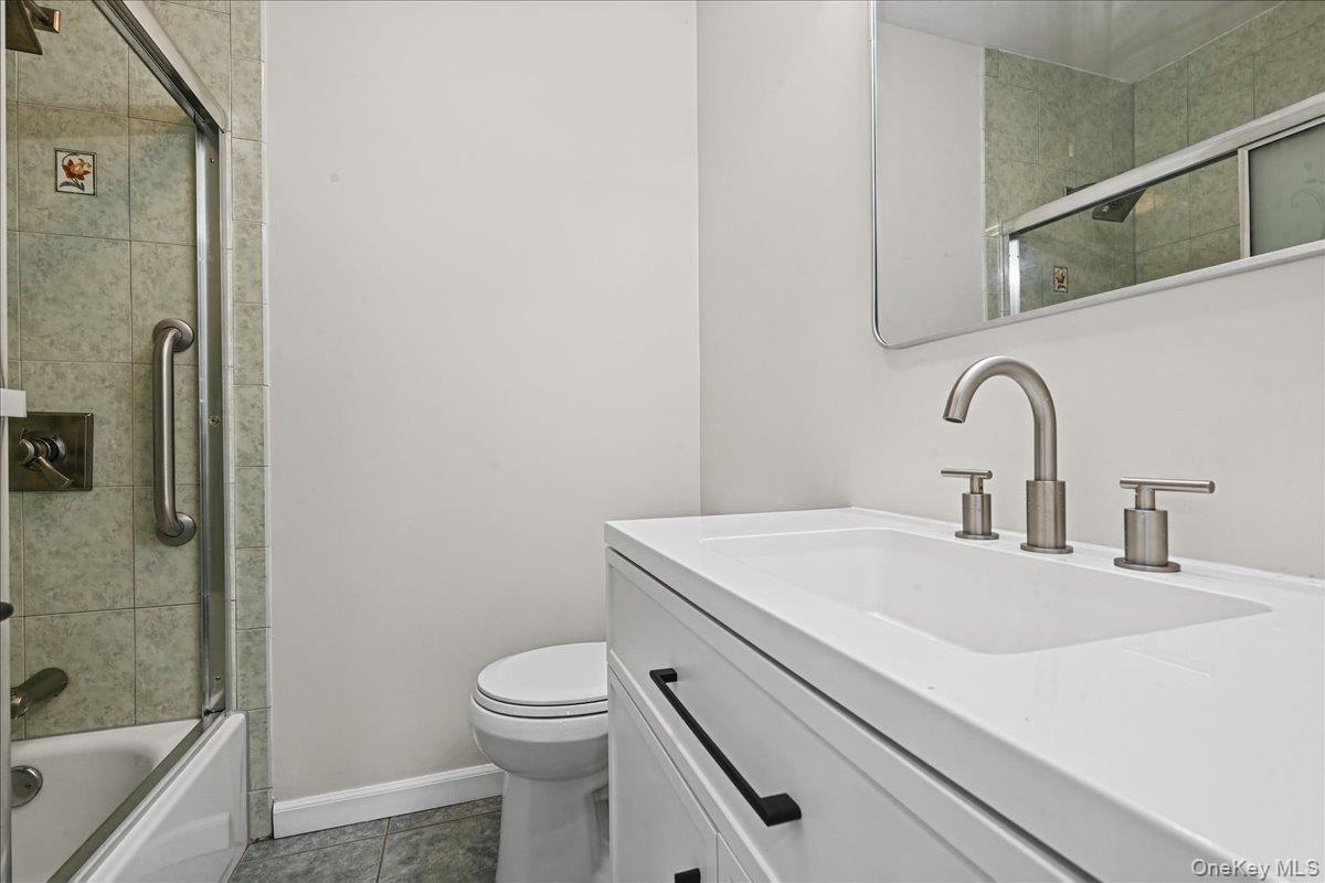14 Corona Road Property Photo 18