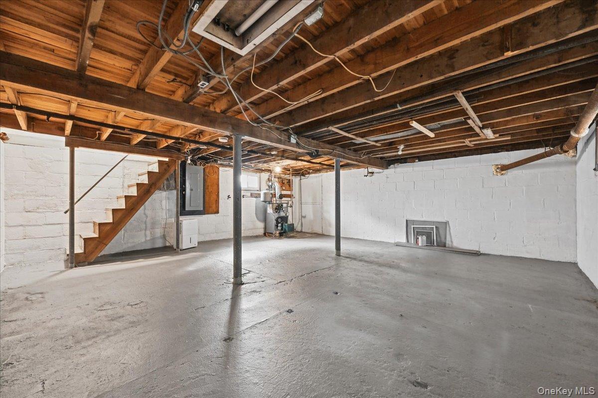 14 Corona Road Property Photo 26