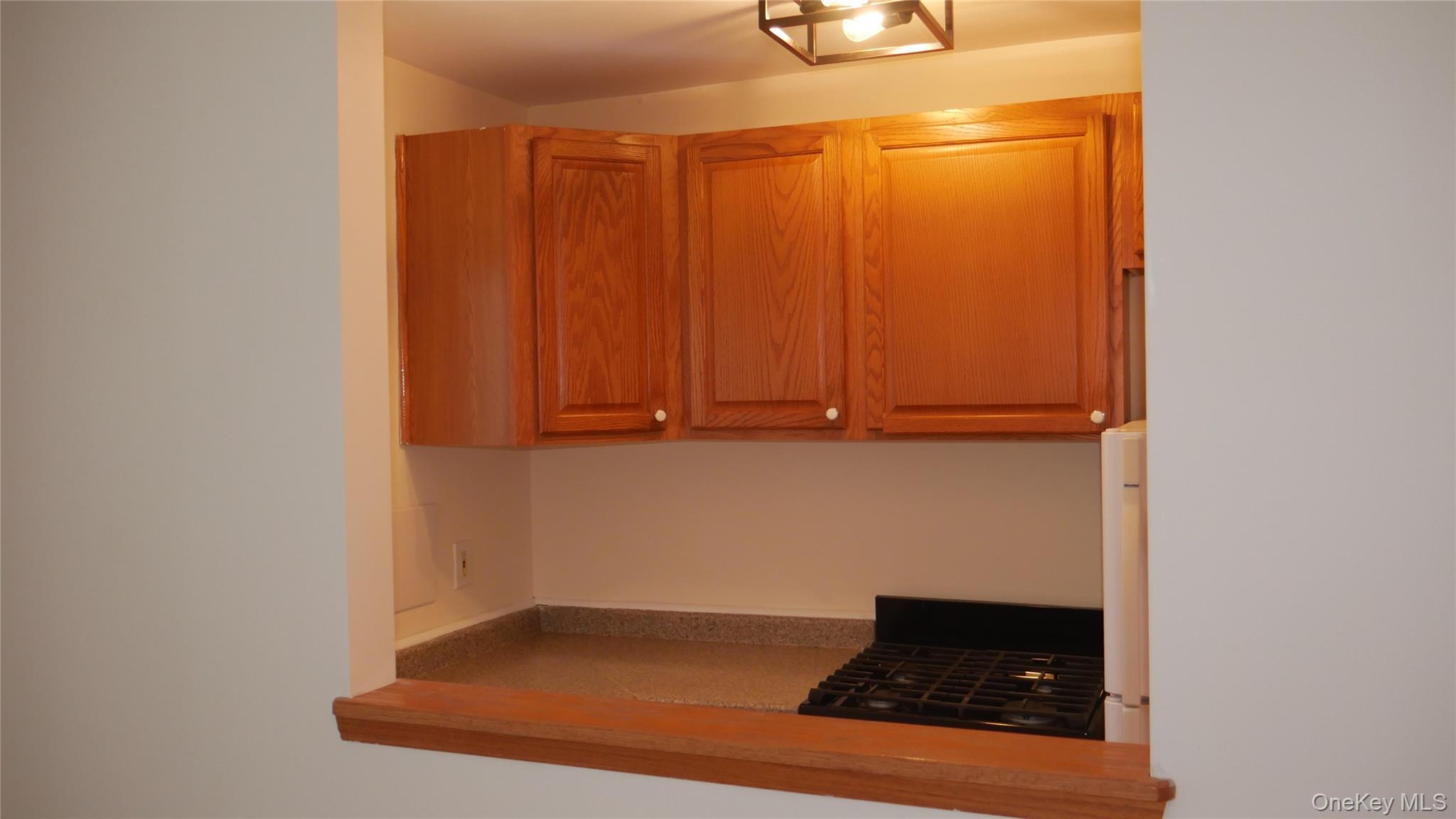 300 Ketchamtown Road C8 Property Photo 8