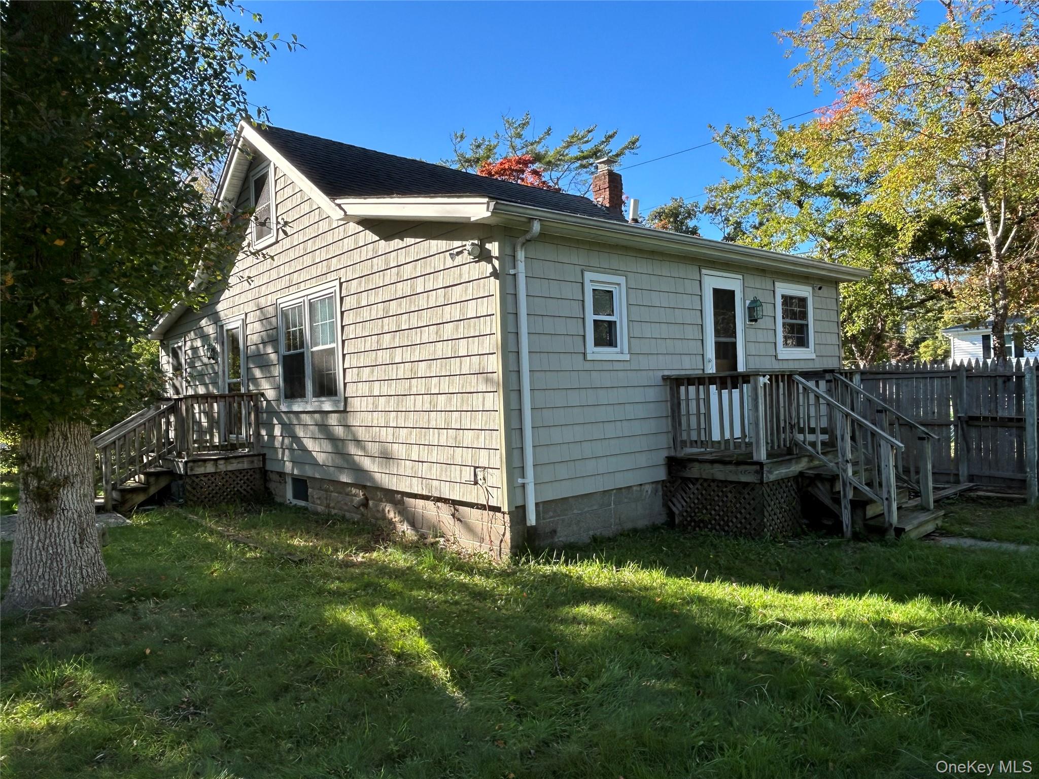 23 Whittier Drive Property Photo 1