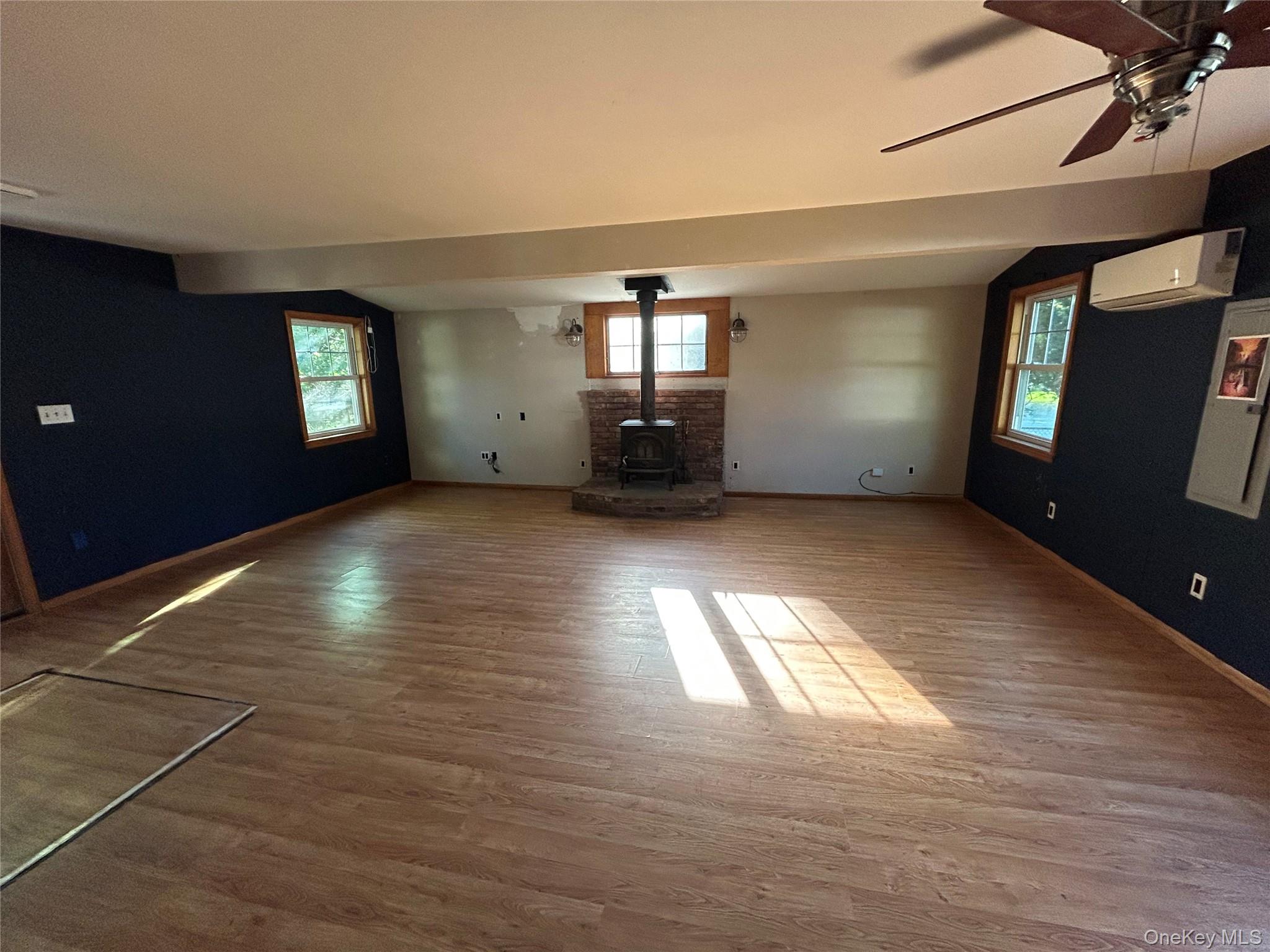 23 Whittier Drive Property Photo 12