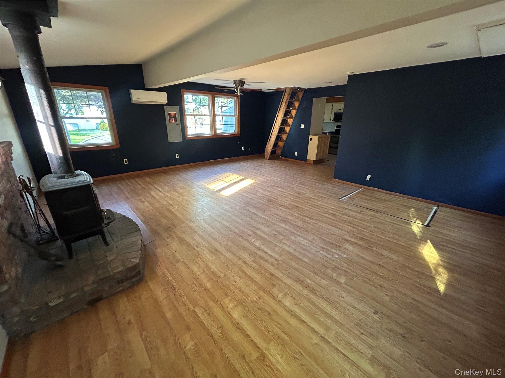 23 Whittier Drive Property Photo 14