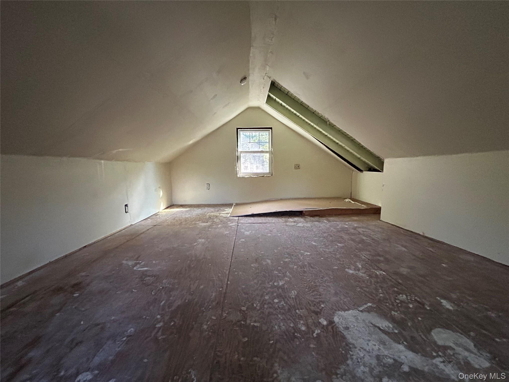 23 Whittier Drive Property Photo 15