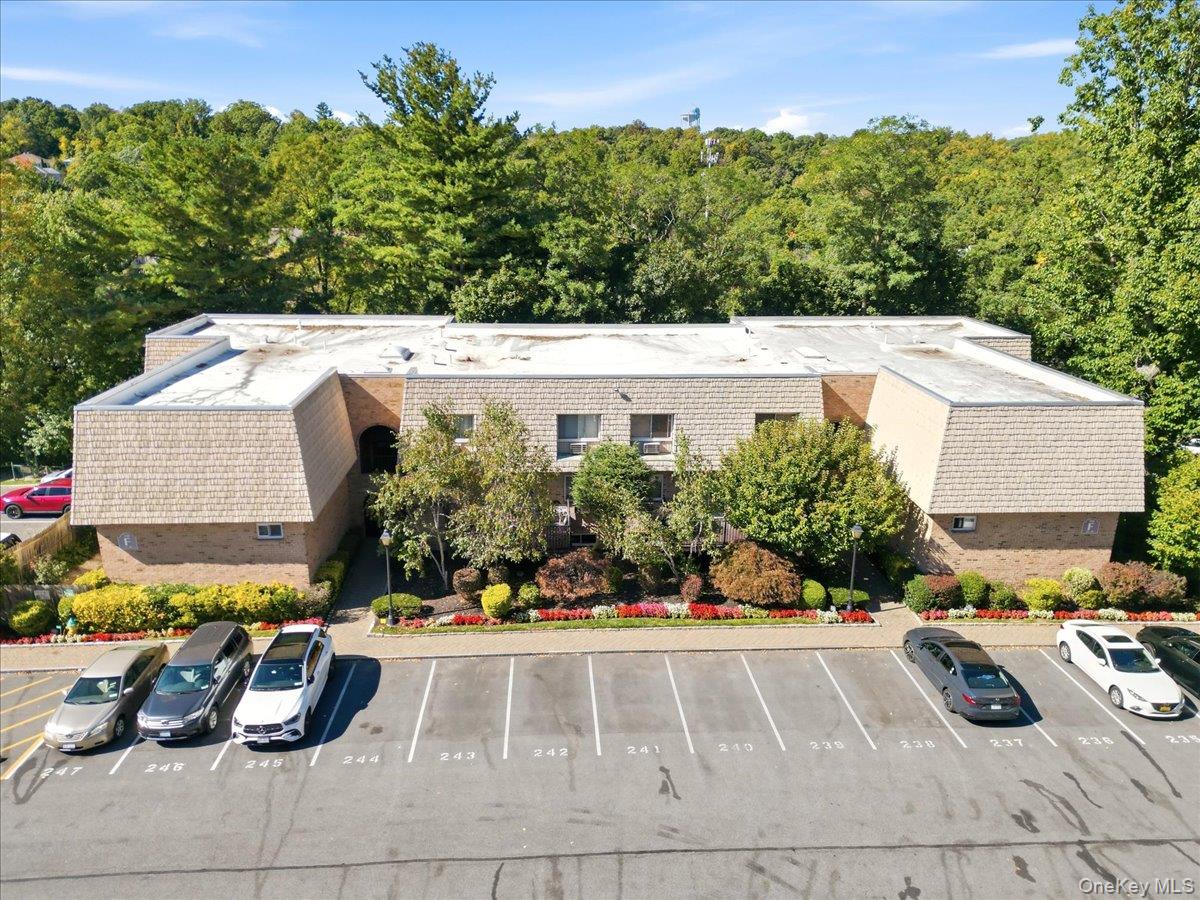 330 Central Park Avenue F12 Property Photo 1