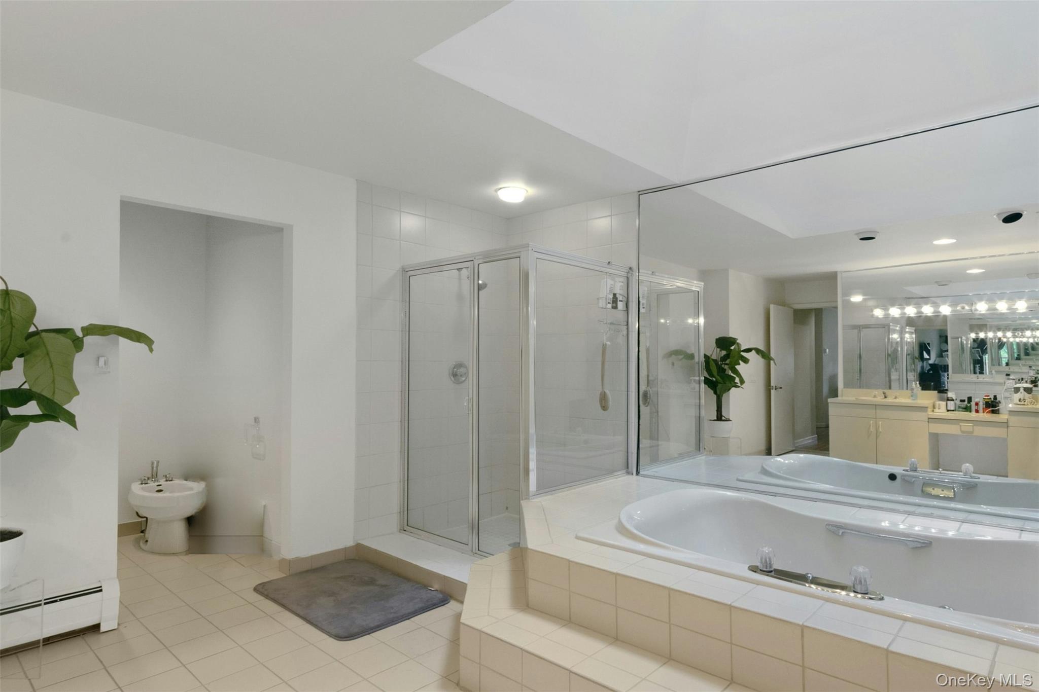 11 Arapaho Property Photo 15