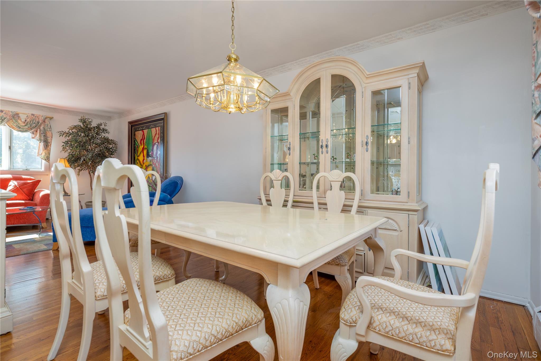 5 Gurnee Drive Property Photo 6