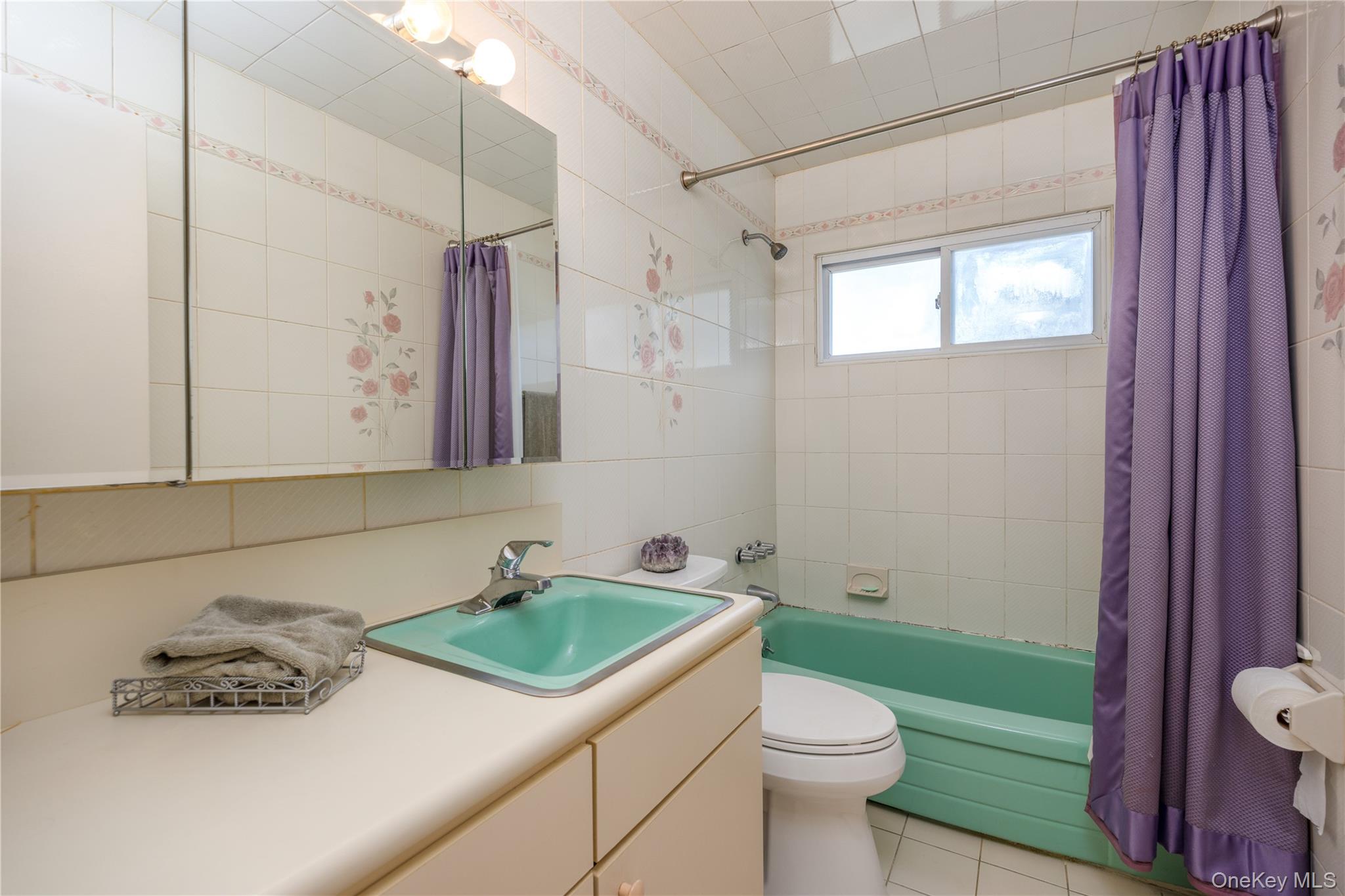 5 Gurnee Drive Property Photo 13