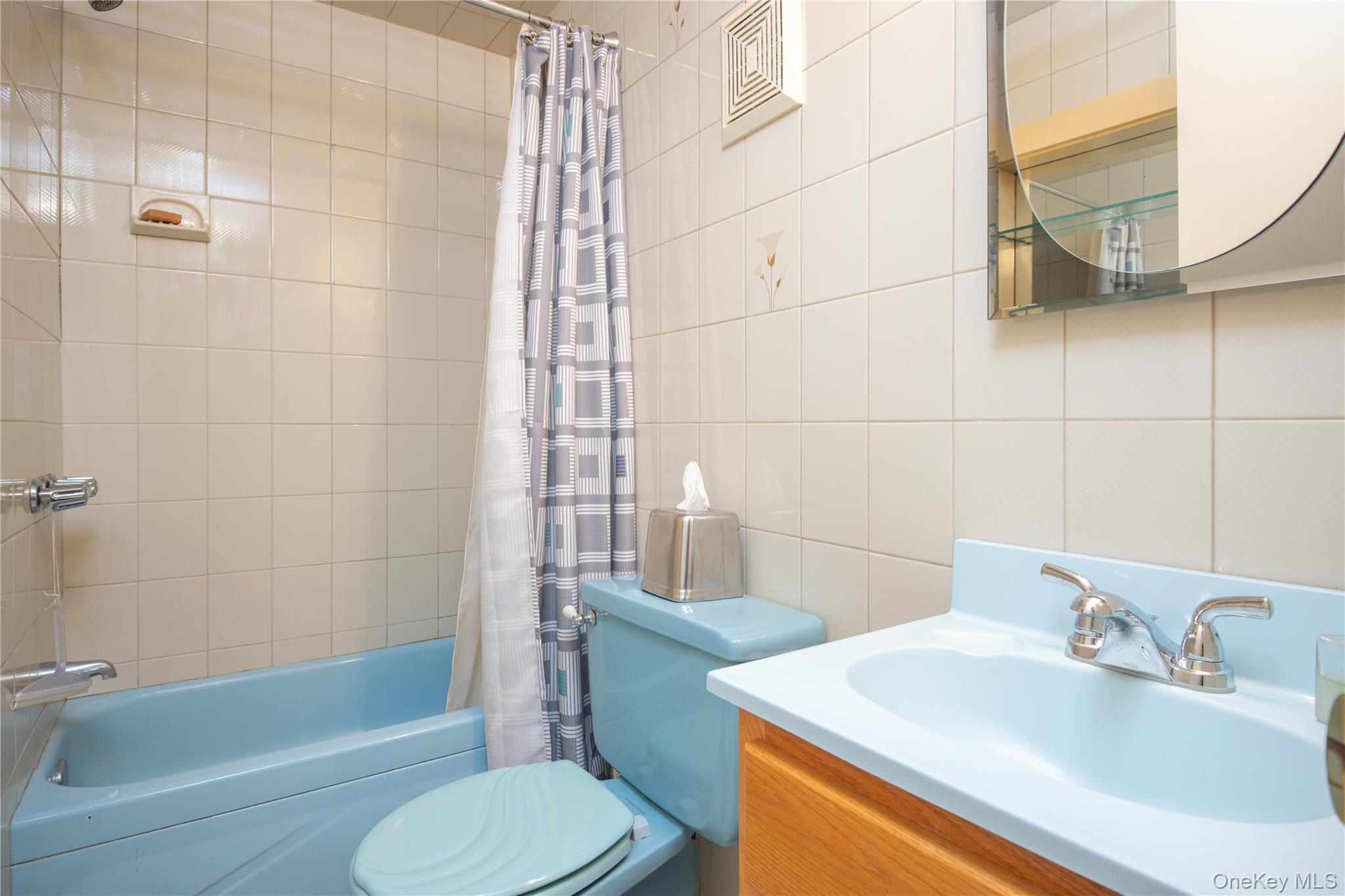5 Gurnee Drive Property Photo 14