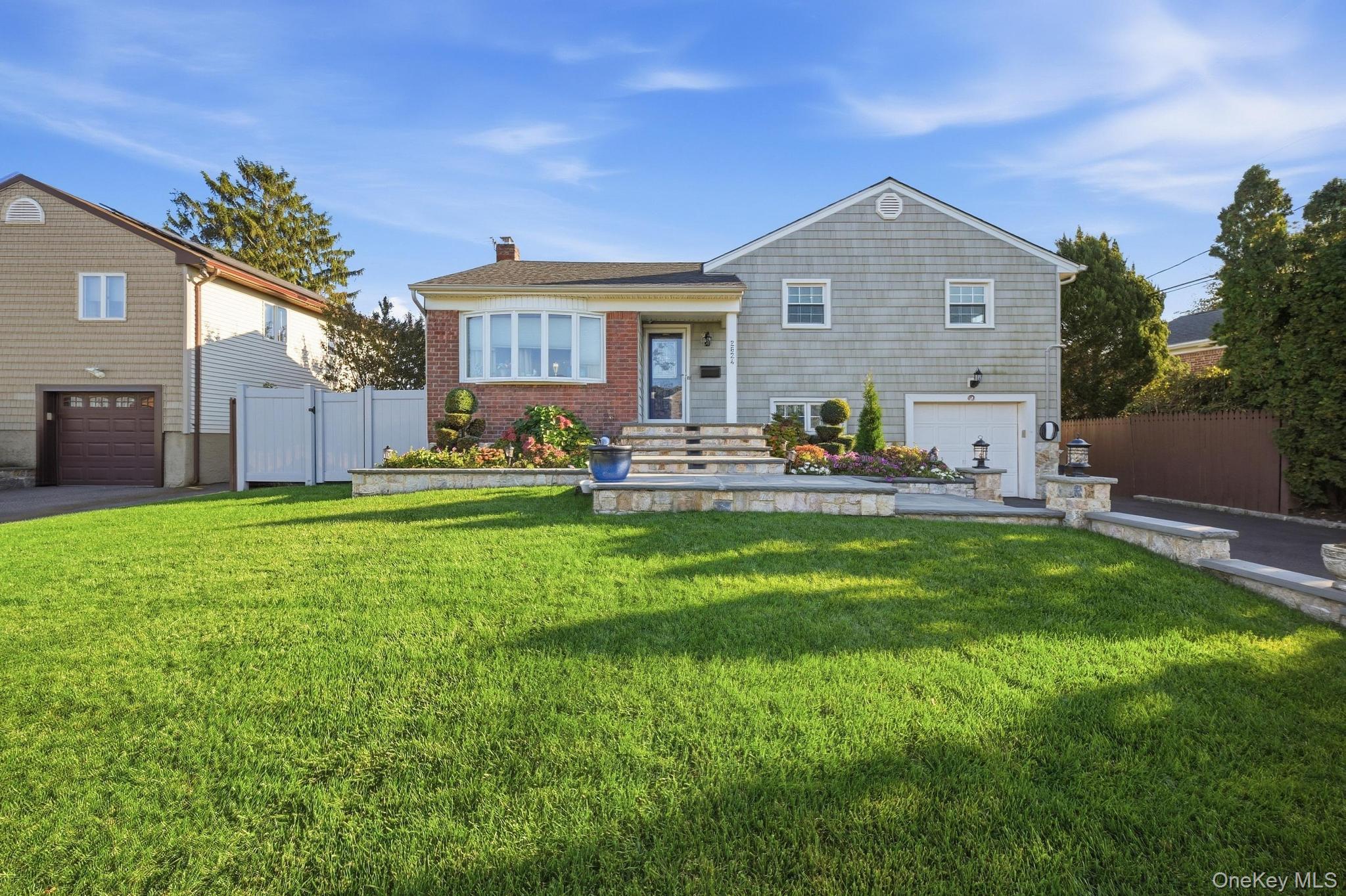2624 Flower Street Property Photo 1