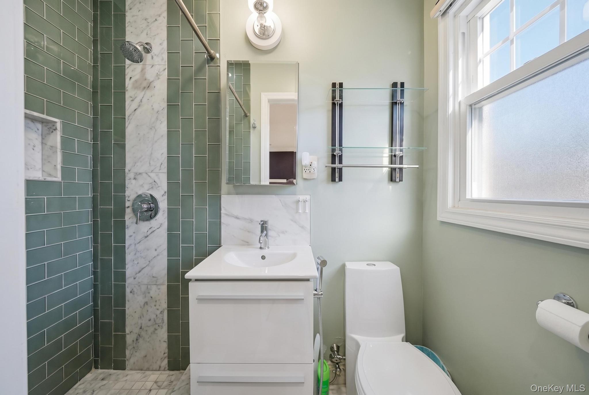 2624 Flower Street Property Photo 22